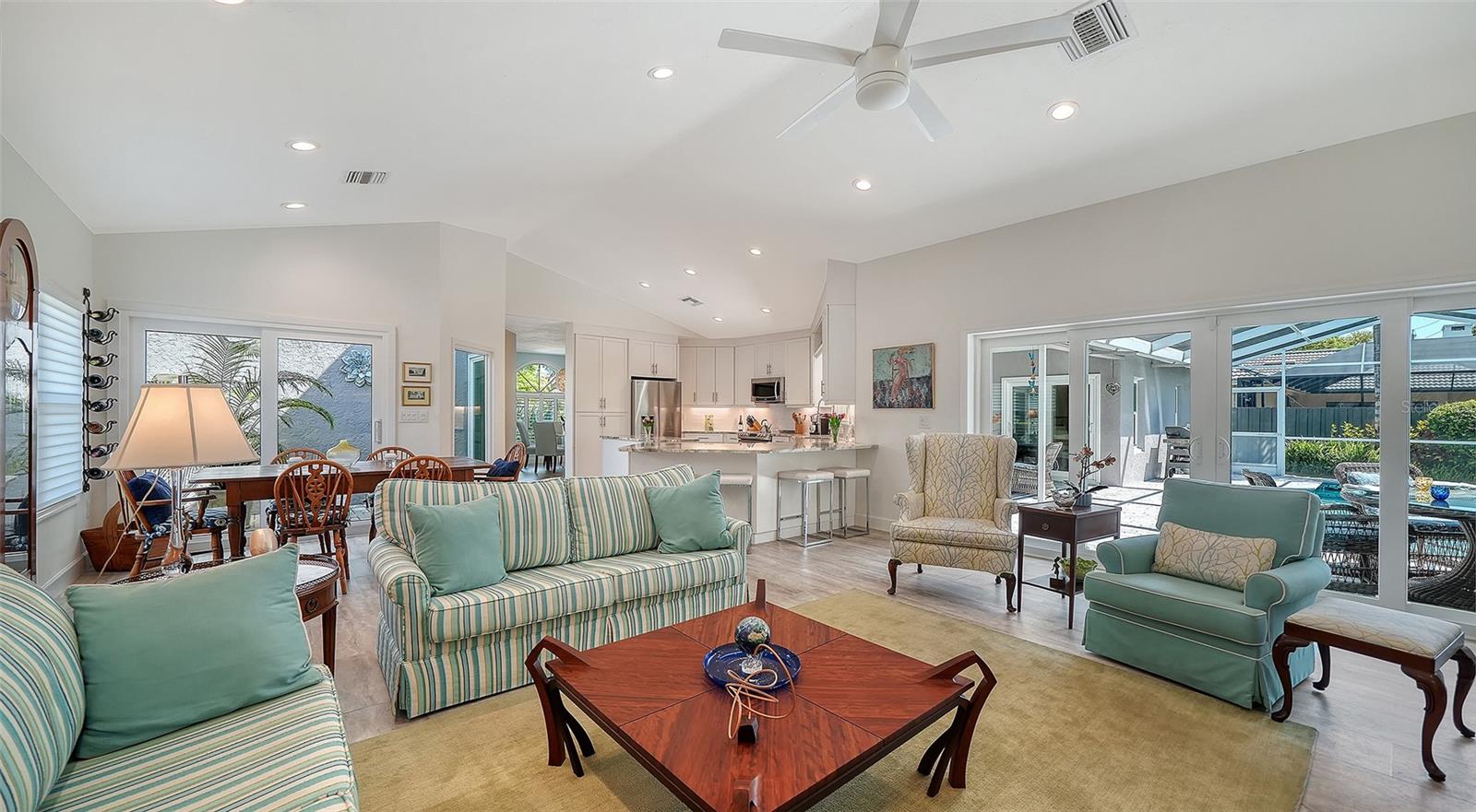 THE LANDINGS - Residential