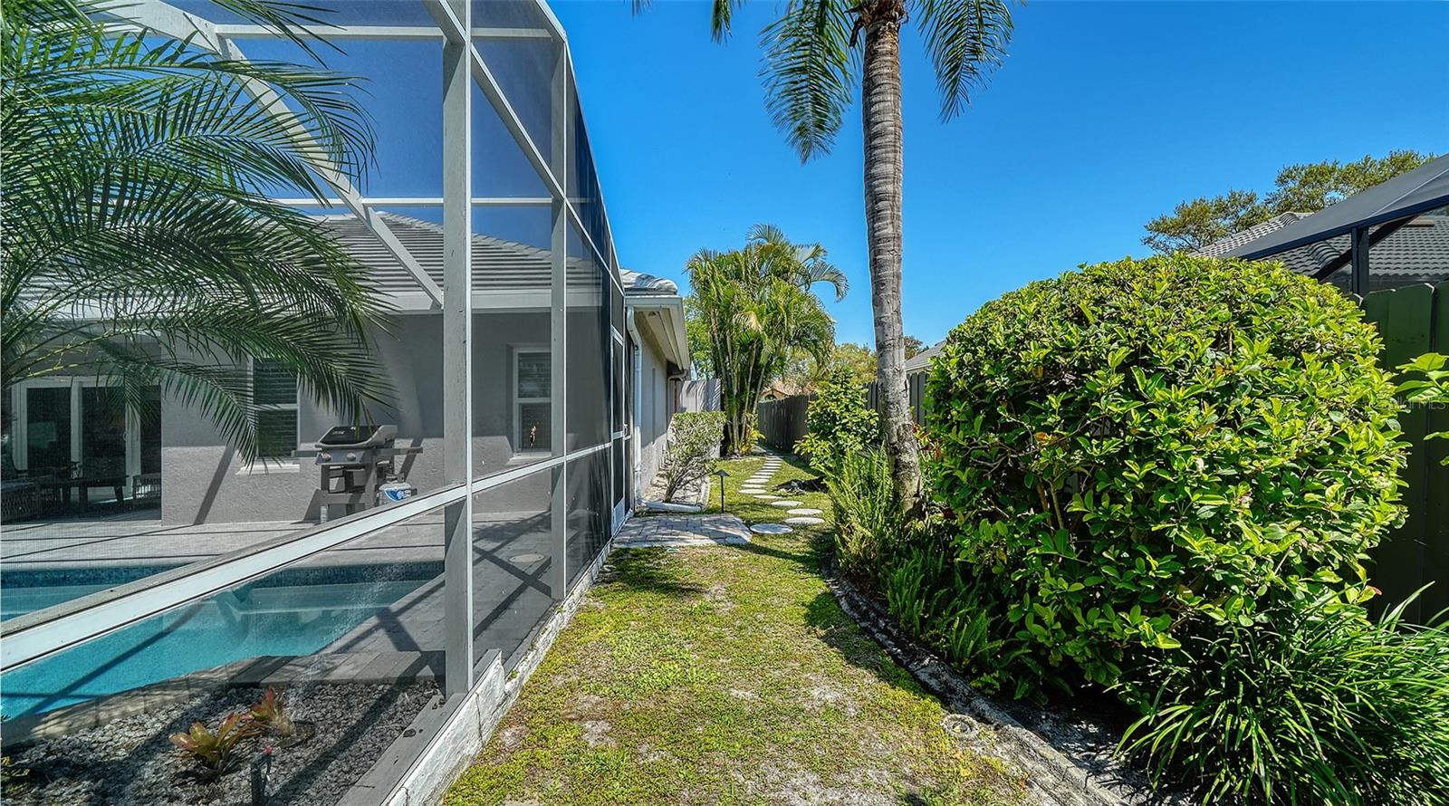 THE LANDINGS - Residential