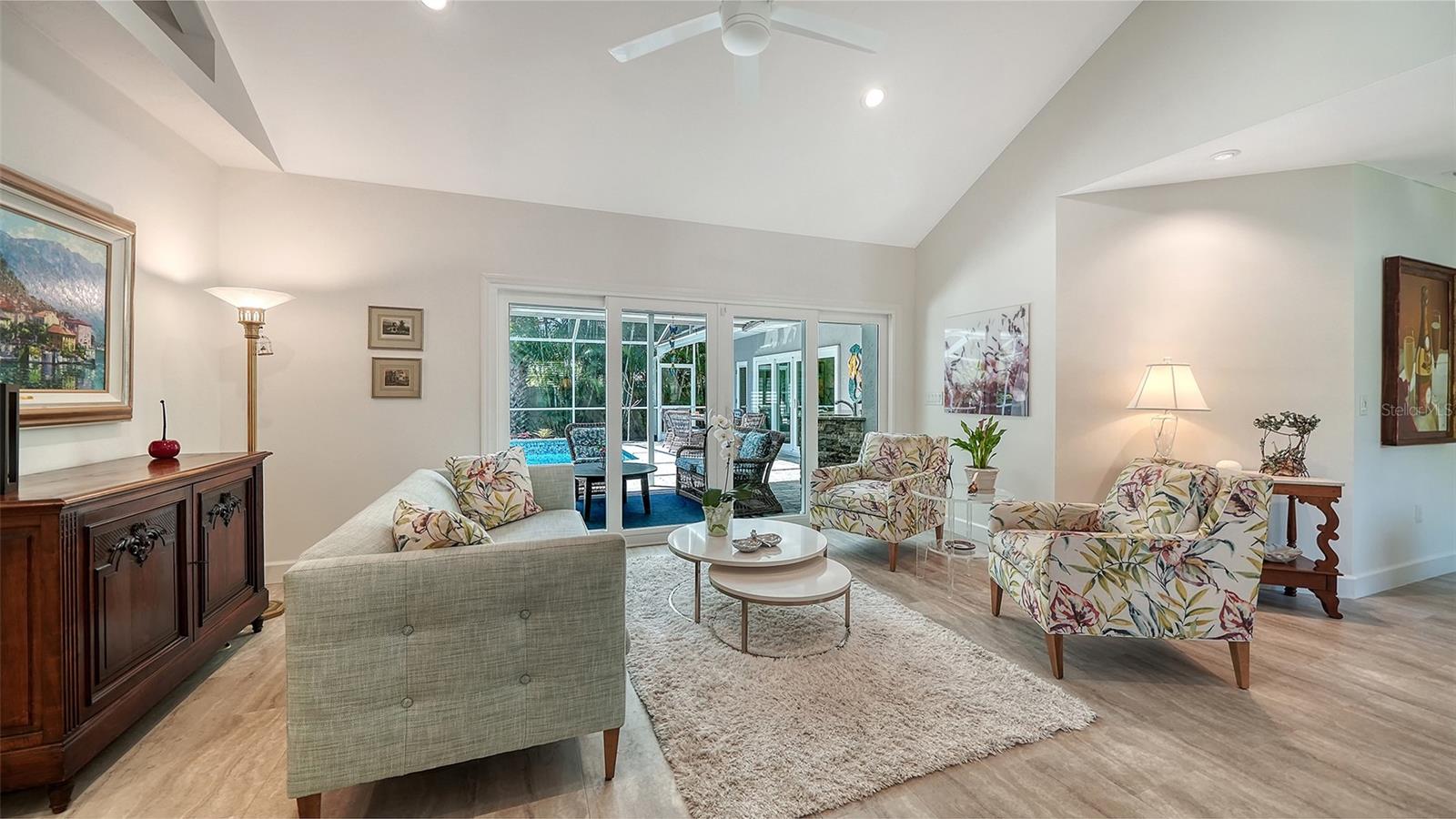 THE LANDINGS - Residential