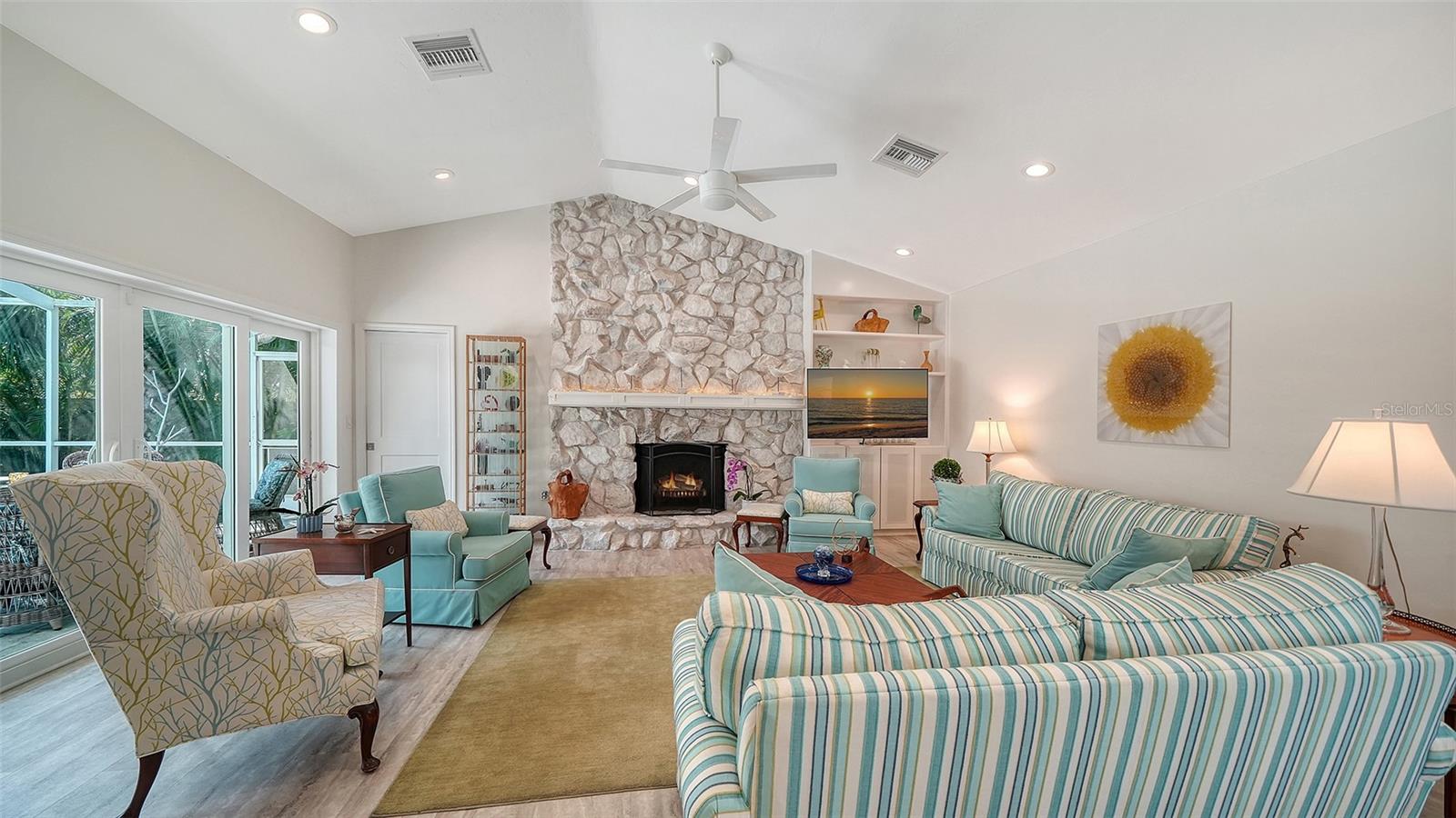 THE LANDINGS - Residential