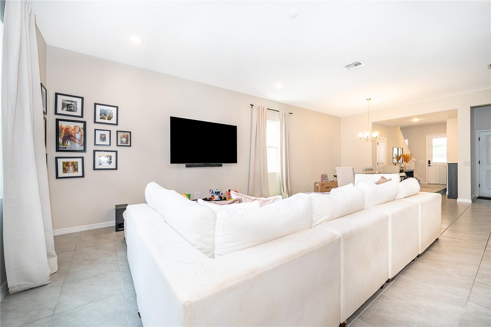 SAN SEBASTIAN RESERVE - Residential Lease