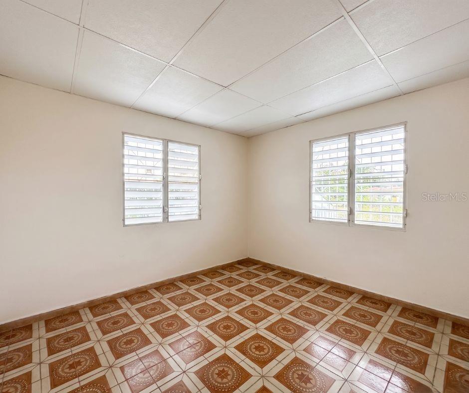 URB. VILLA CAROLINA BARRIO HOYO MULAS CAROLINA, PR - Residential