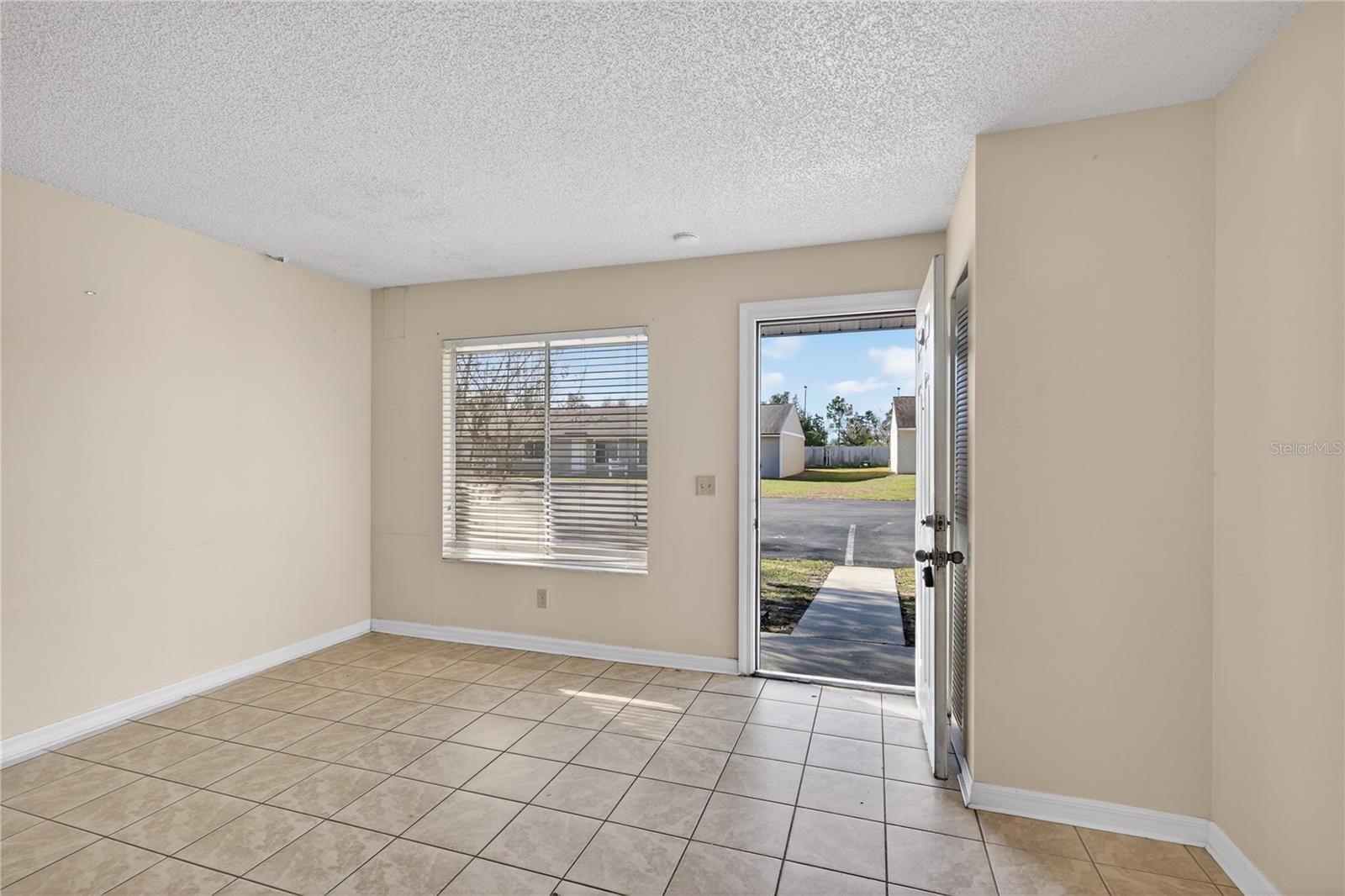 TAVARES RIDGE CONDOMINIUMS - Residential