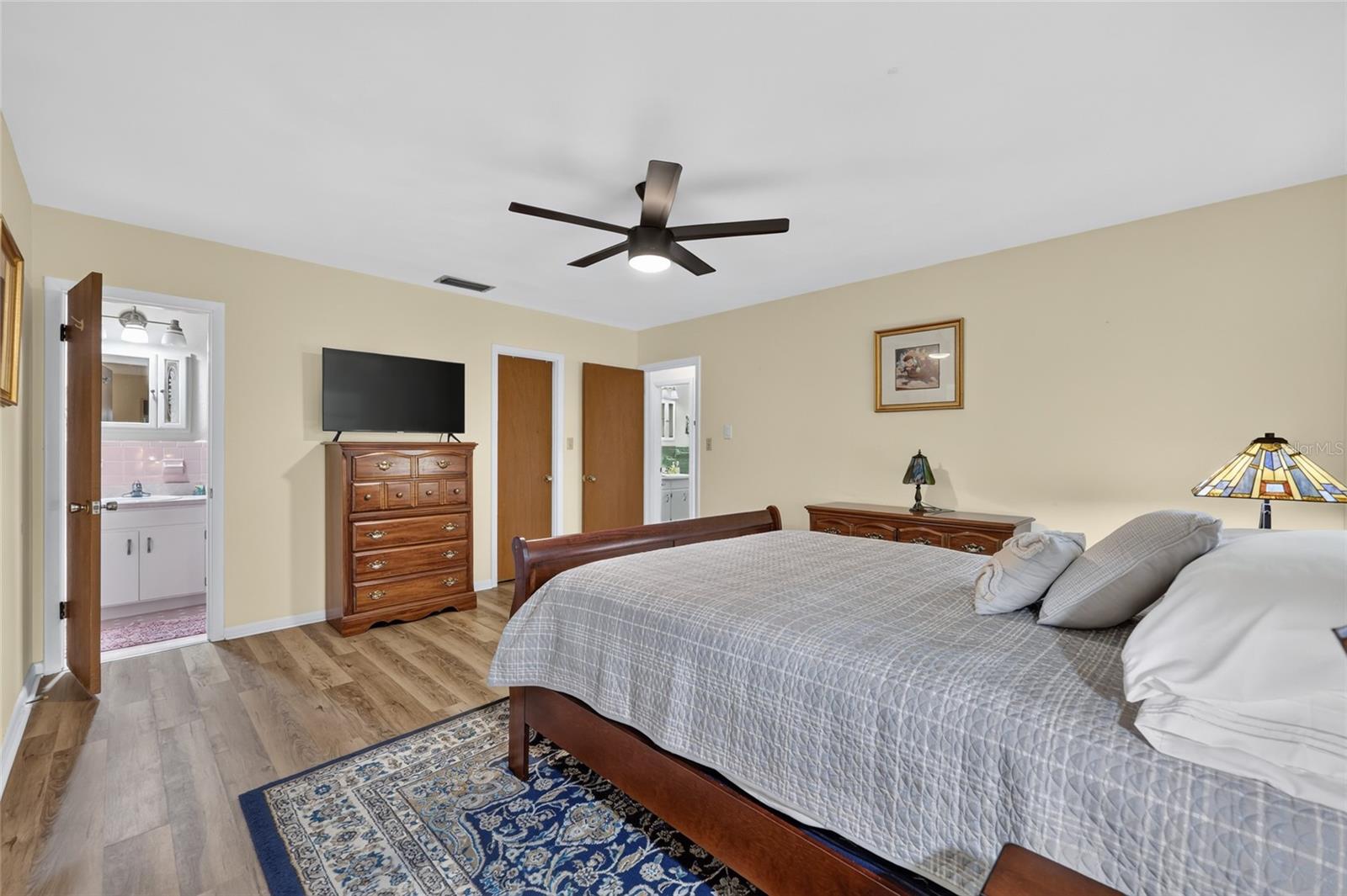 RAINBOW LAKES ESTATES - Residential
