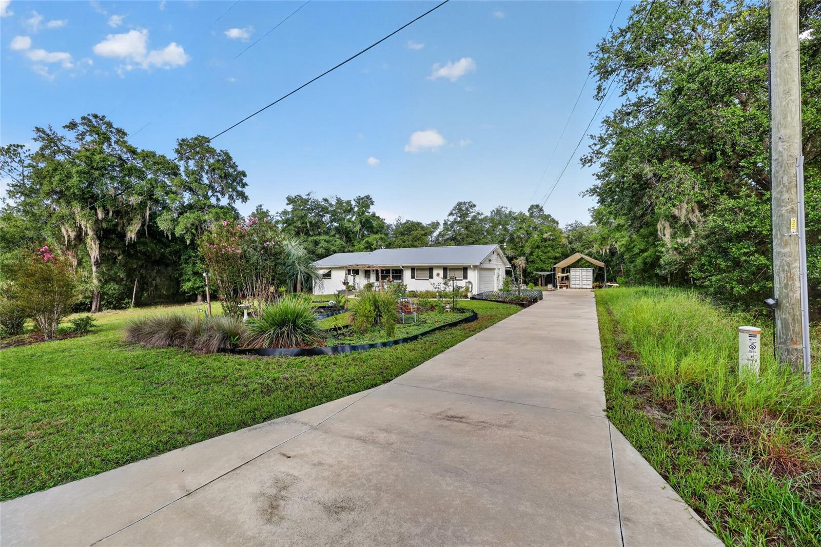 RAINBOW LAKES ESTATES - Residential