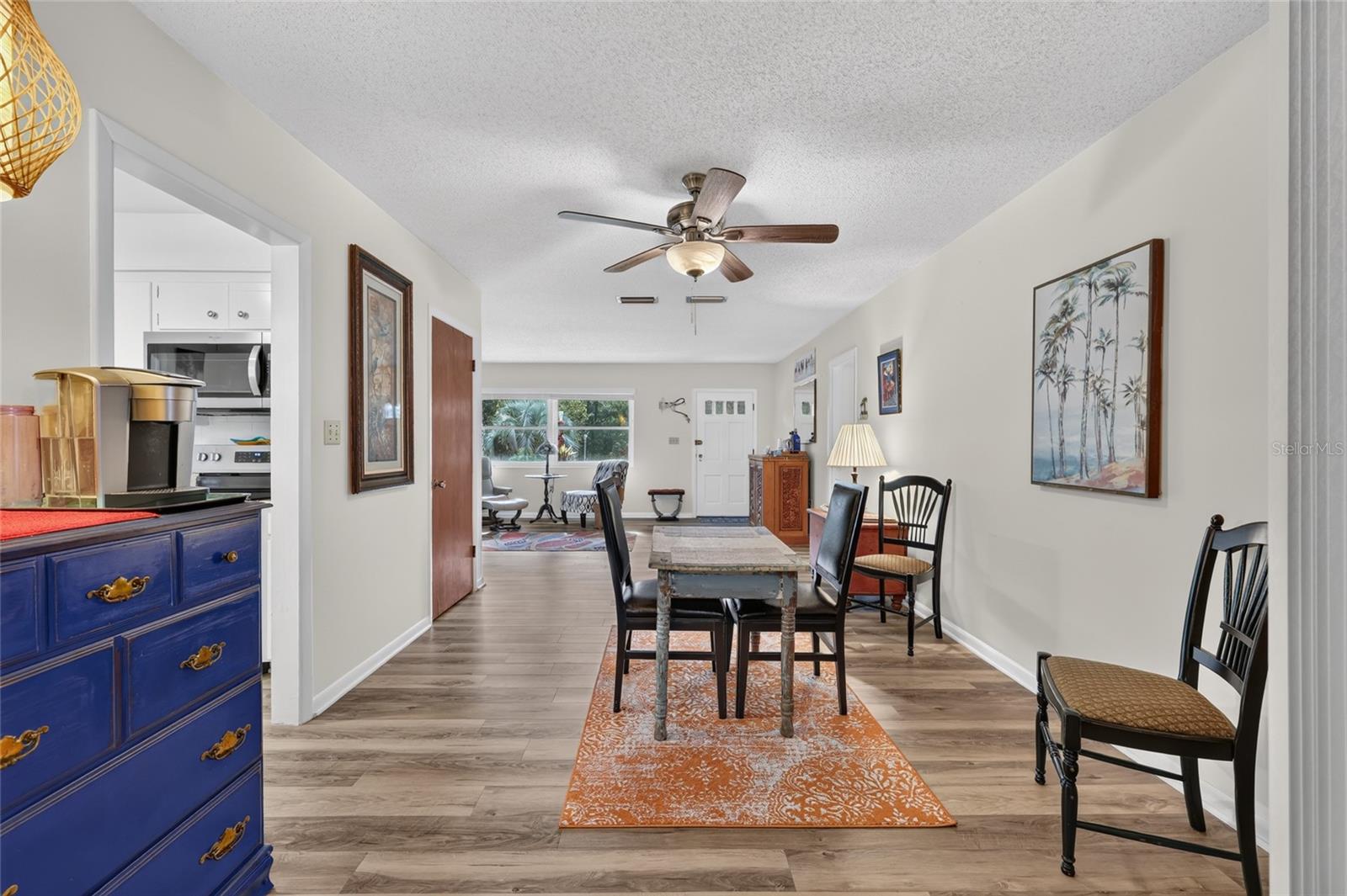 RAINBOW LAKES ESTATES - Residential
