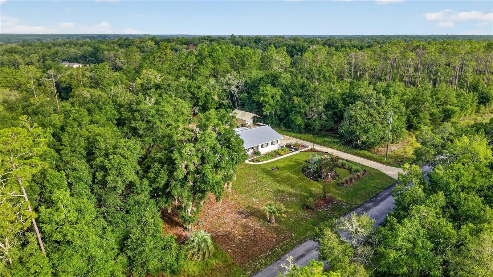 RAINBOW LAKES ESTATES - Residential