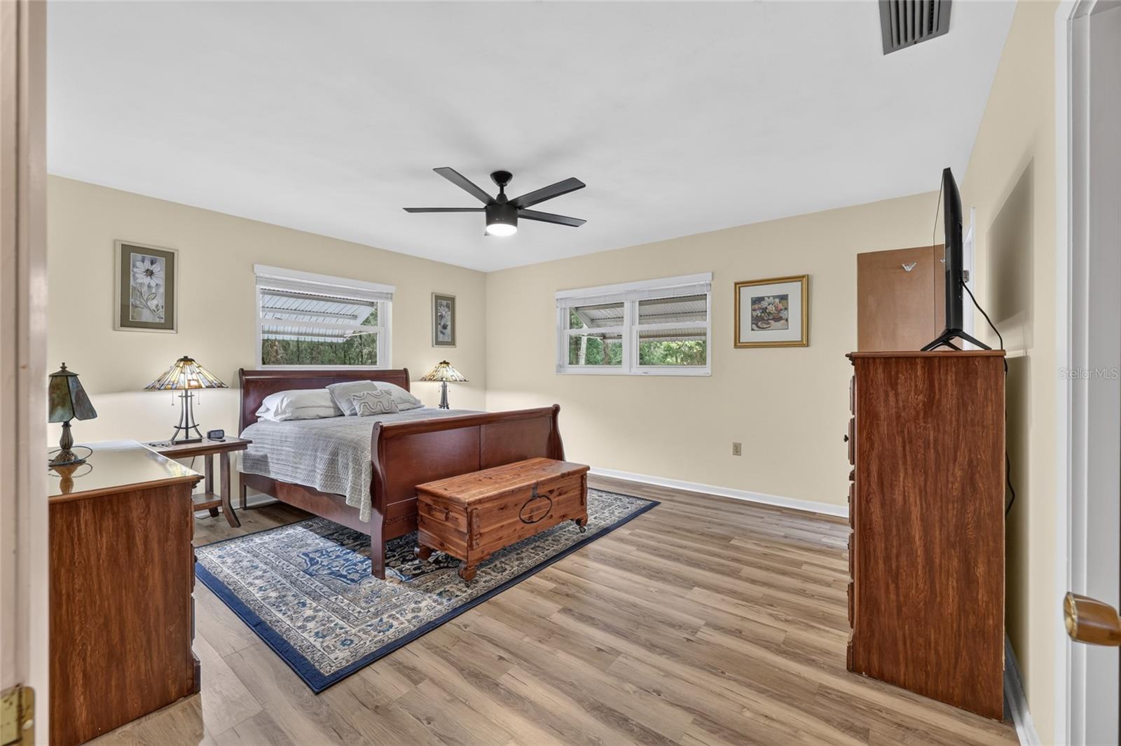 RAINBOW LAKES ESTATES - Residential