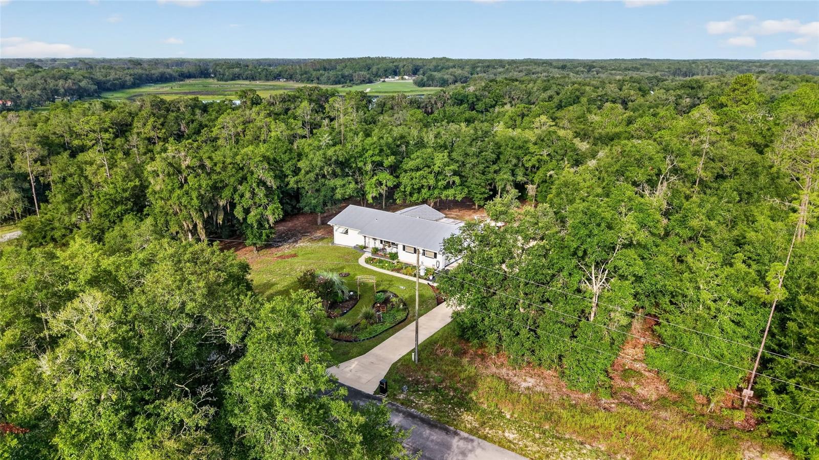 RAINBOW LAKES ESTATES - Residential