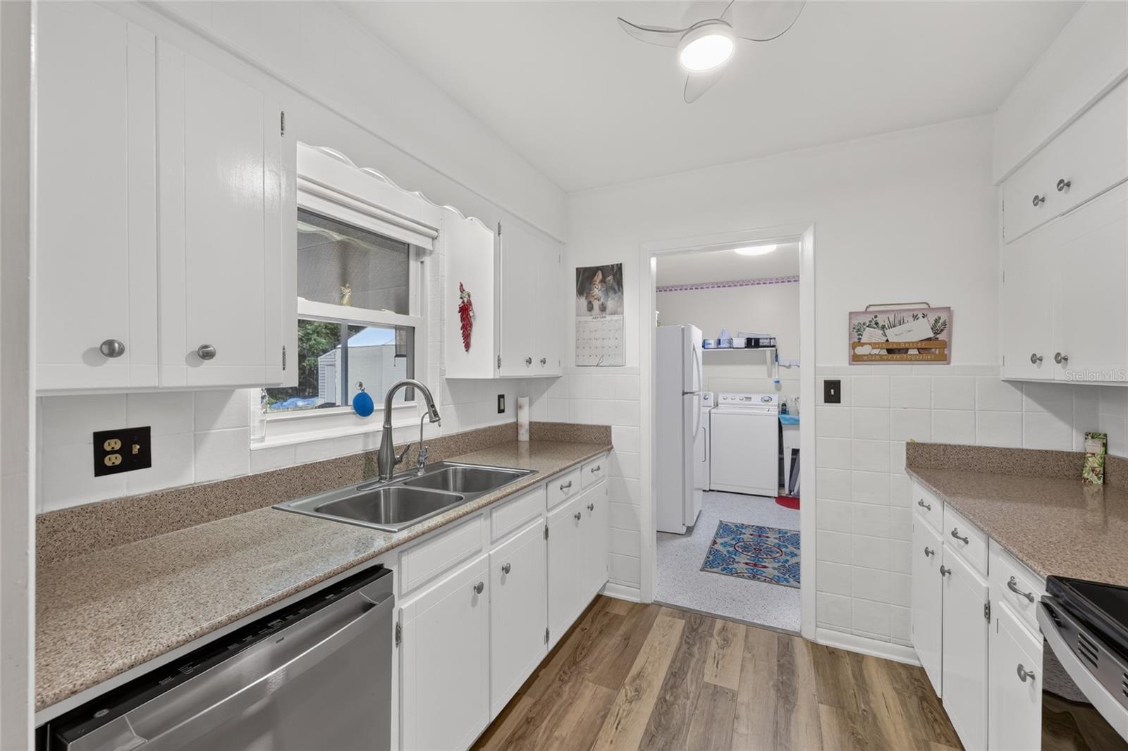 RAINBOW LAKES ESTATES - Residential