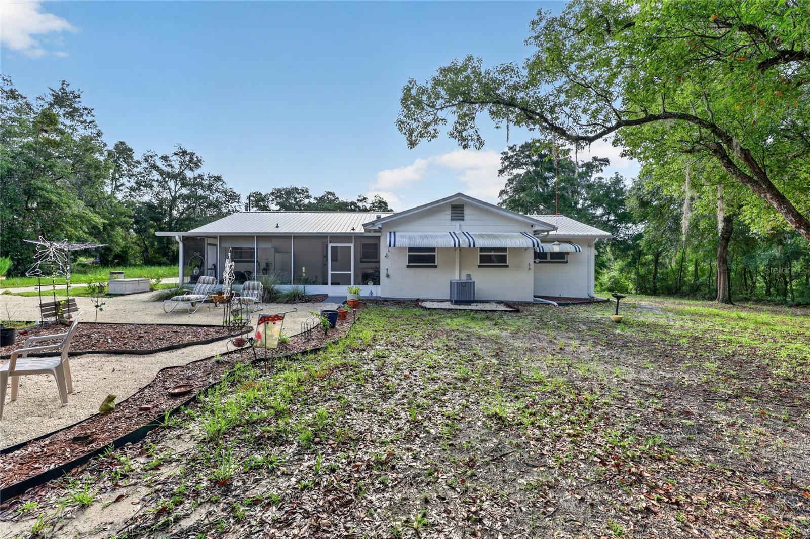 RAINBOW LAKES ESTATES - Residential