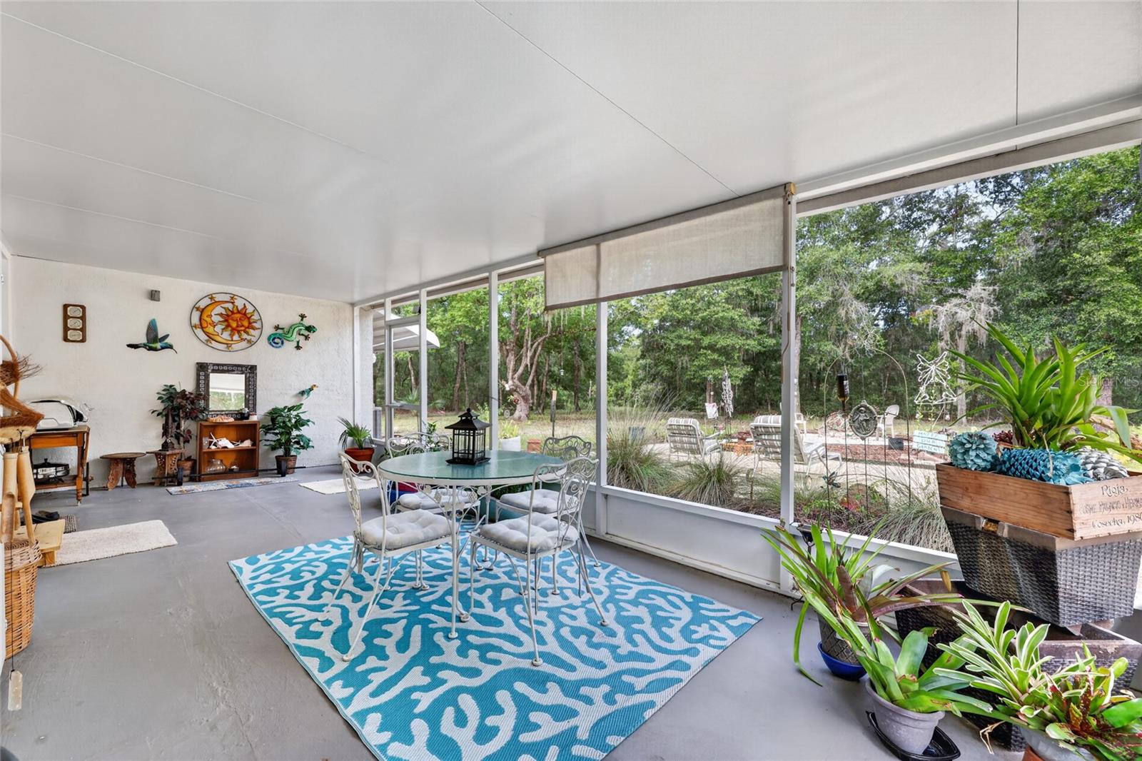 RAINBOW LAKES ESTATES - Residential