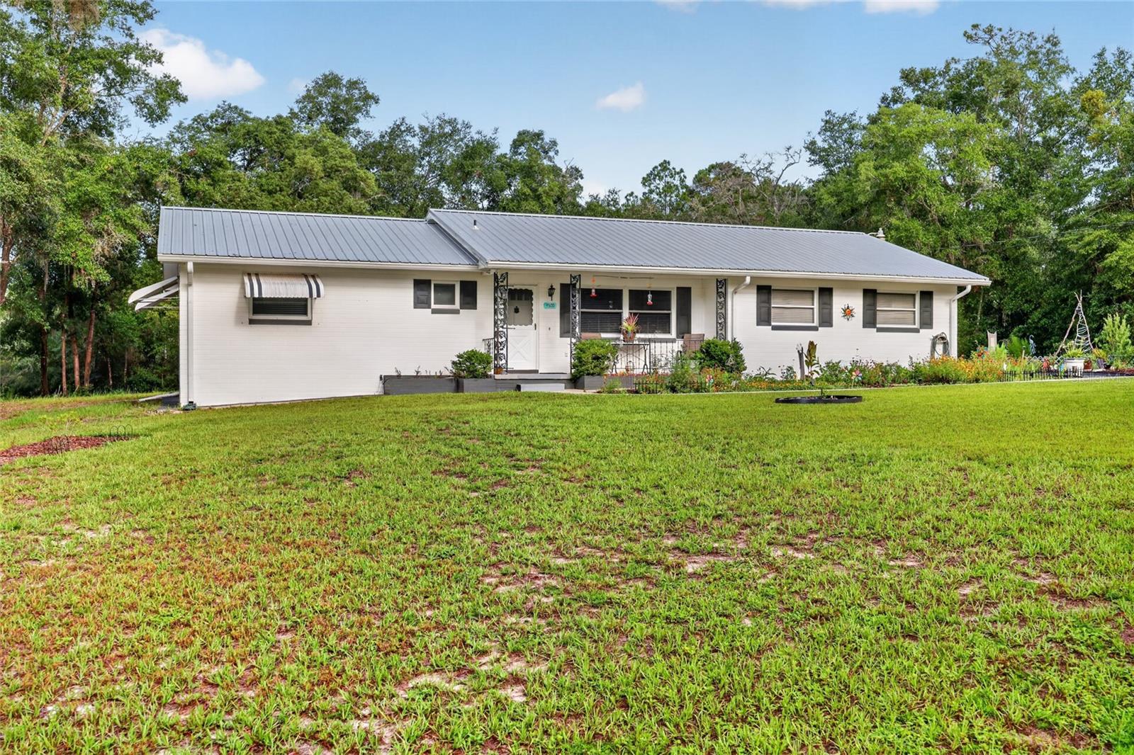 RAINBOW LAKES ESTATES - Residential