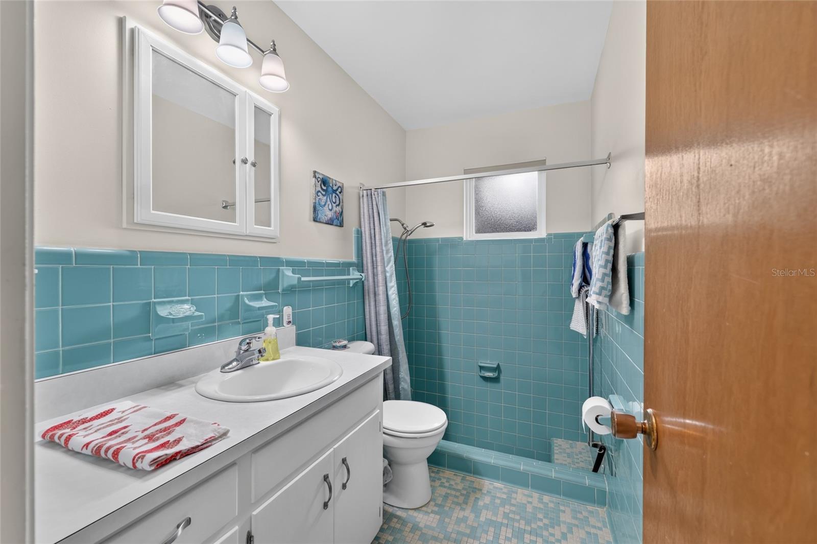RAINBOW LAKES ESTATES - Residential