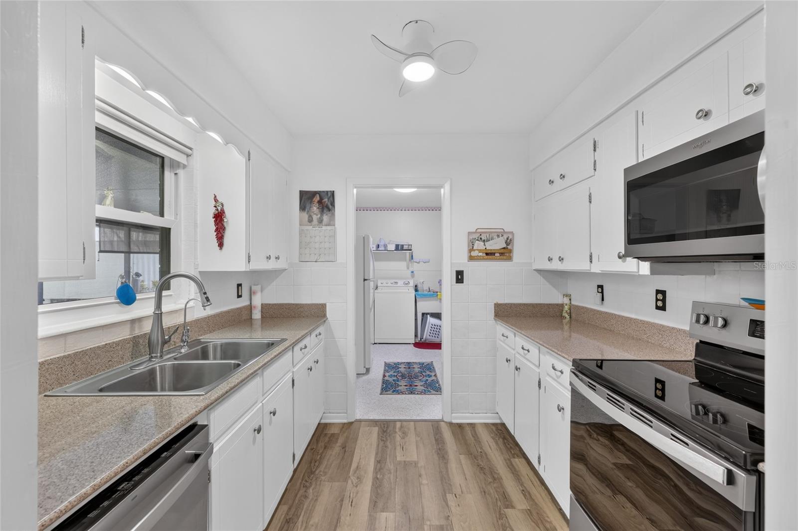 RAINBOW LAKES ESTATES - Residential
