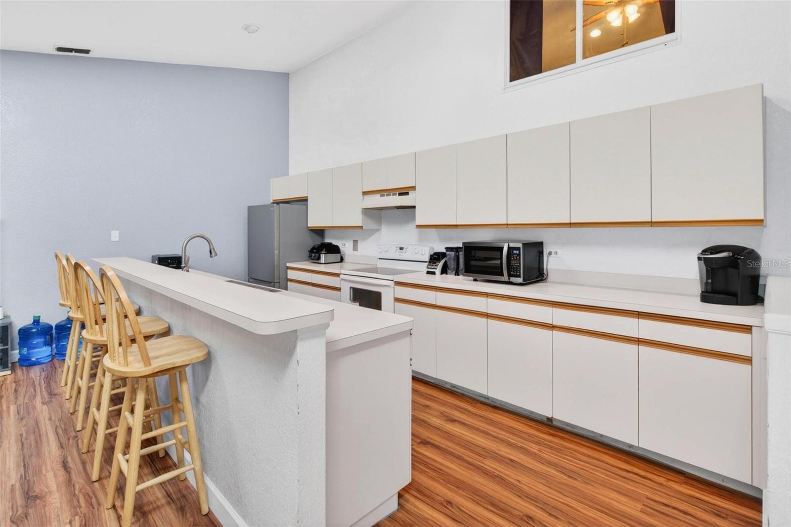 LAKE FOREST CONDO - Residential