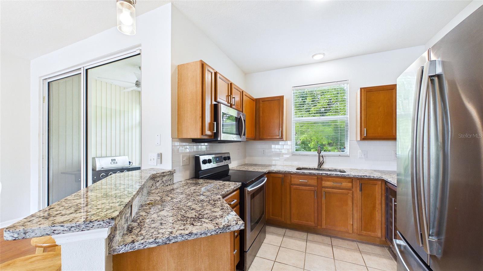COUNTRY CHASE - Residential Lease