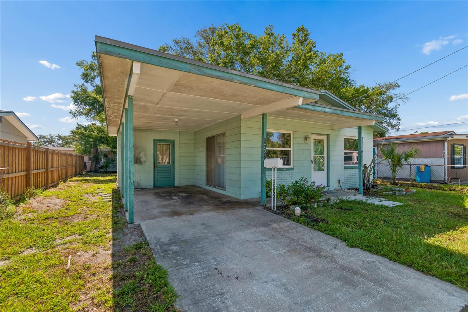 WEST PORT - Residential