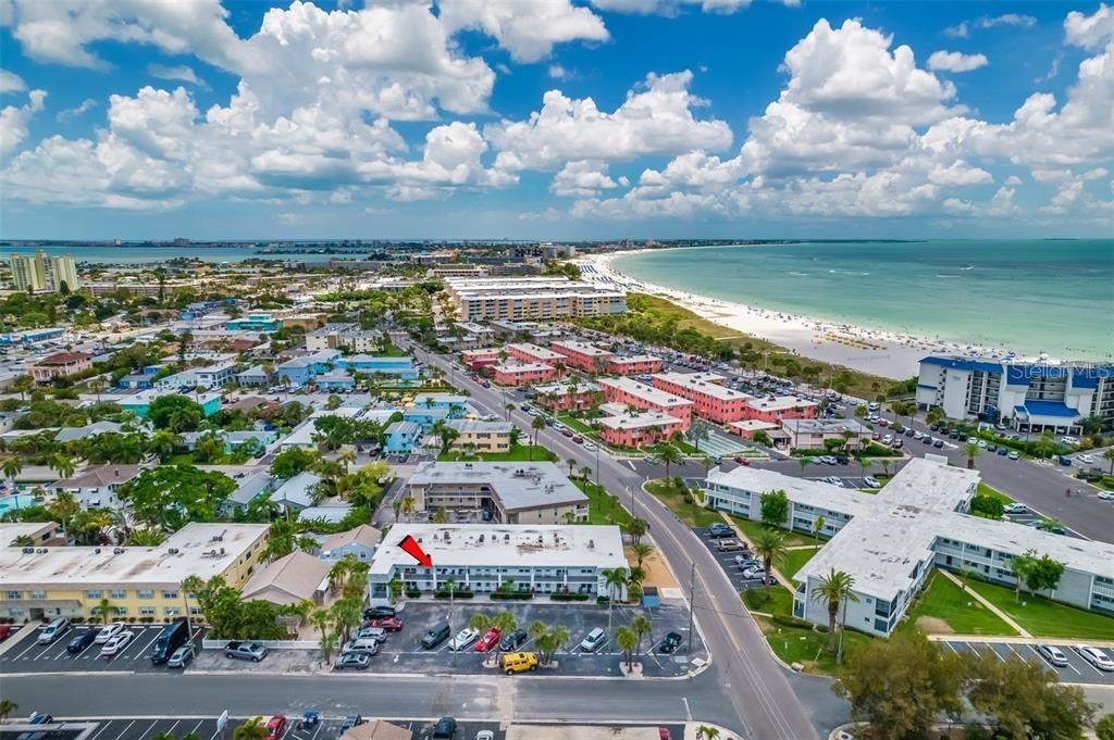 SUNSET PLAZA EAST APTS CONDO - Residential