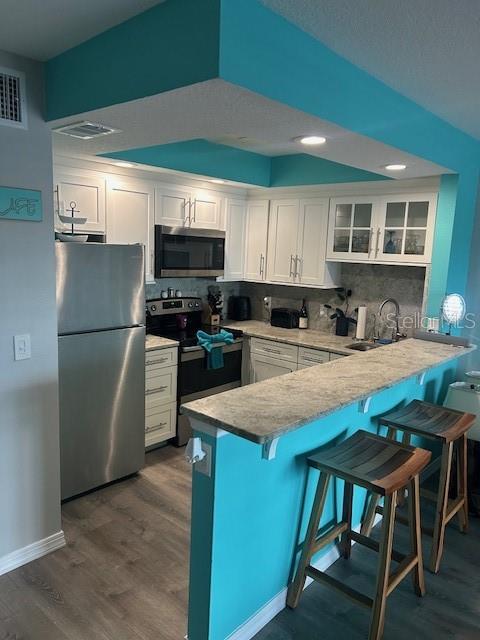 SUNSET PLAZA EAST APTS CONDO - Residential