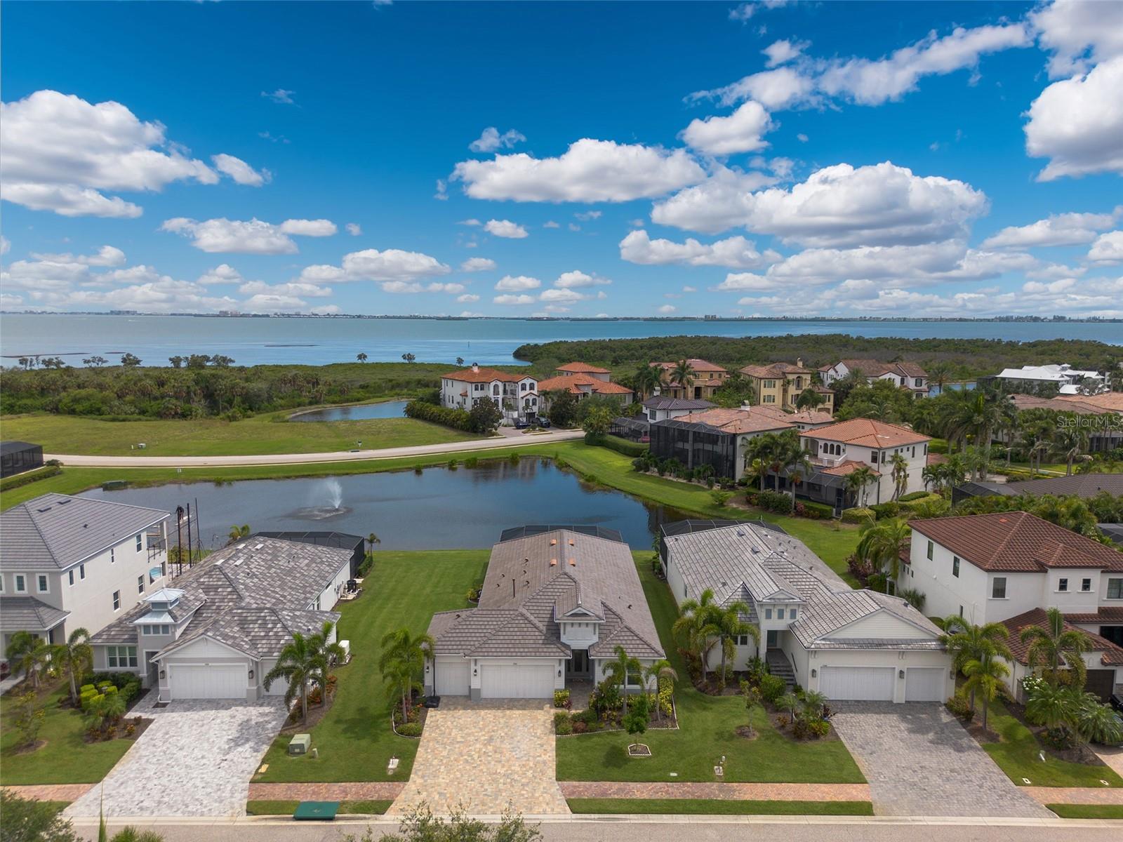 LEGENDS BAY - Residential
