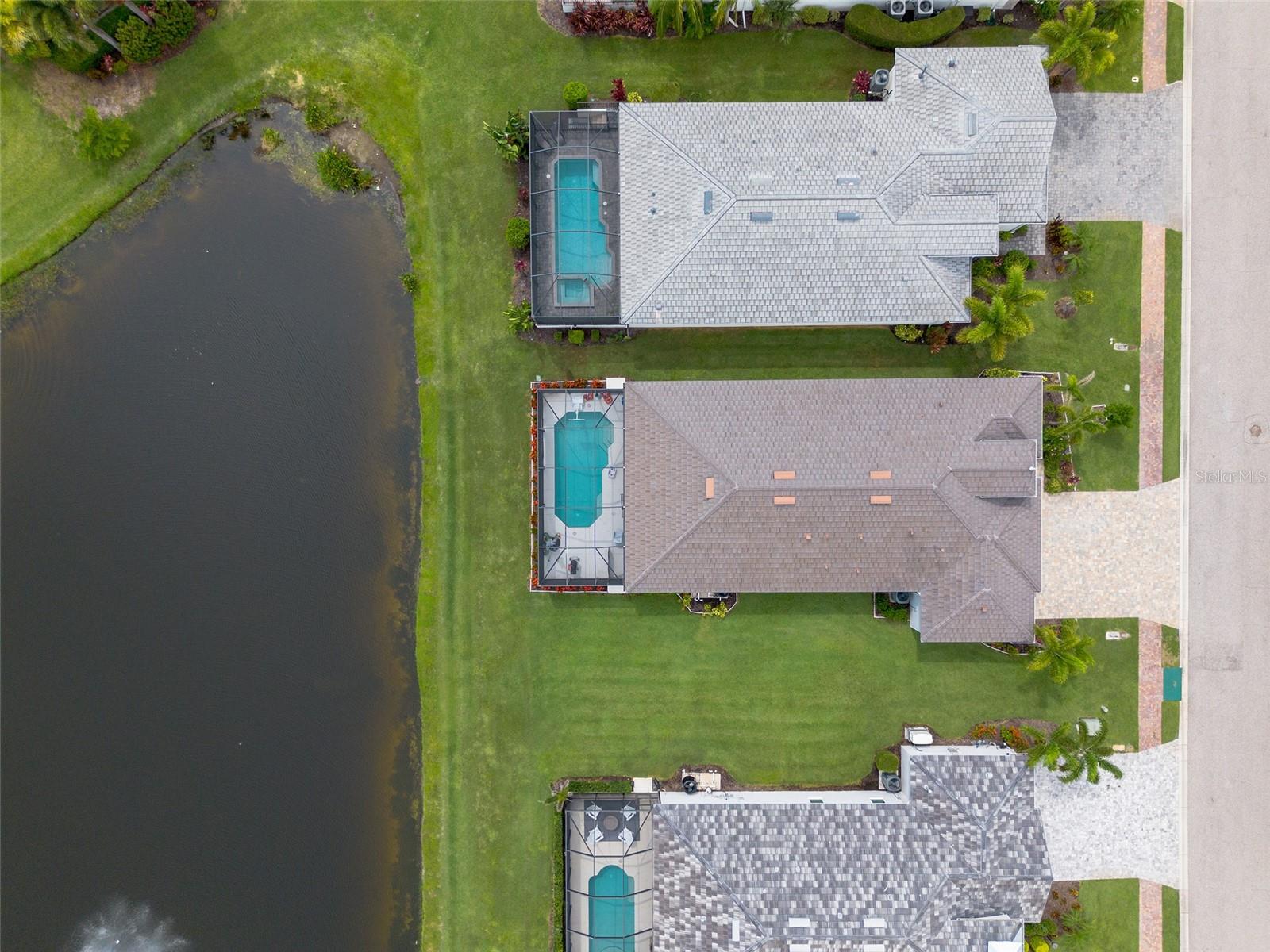 LEGENDS BAY - Residential