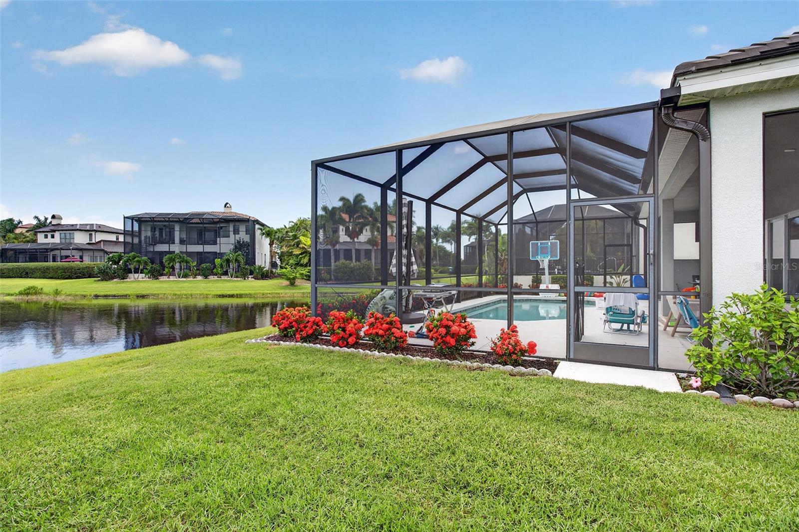 LEGENDS BAY - Residential