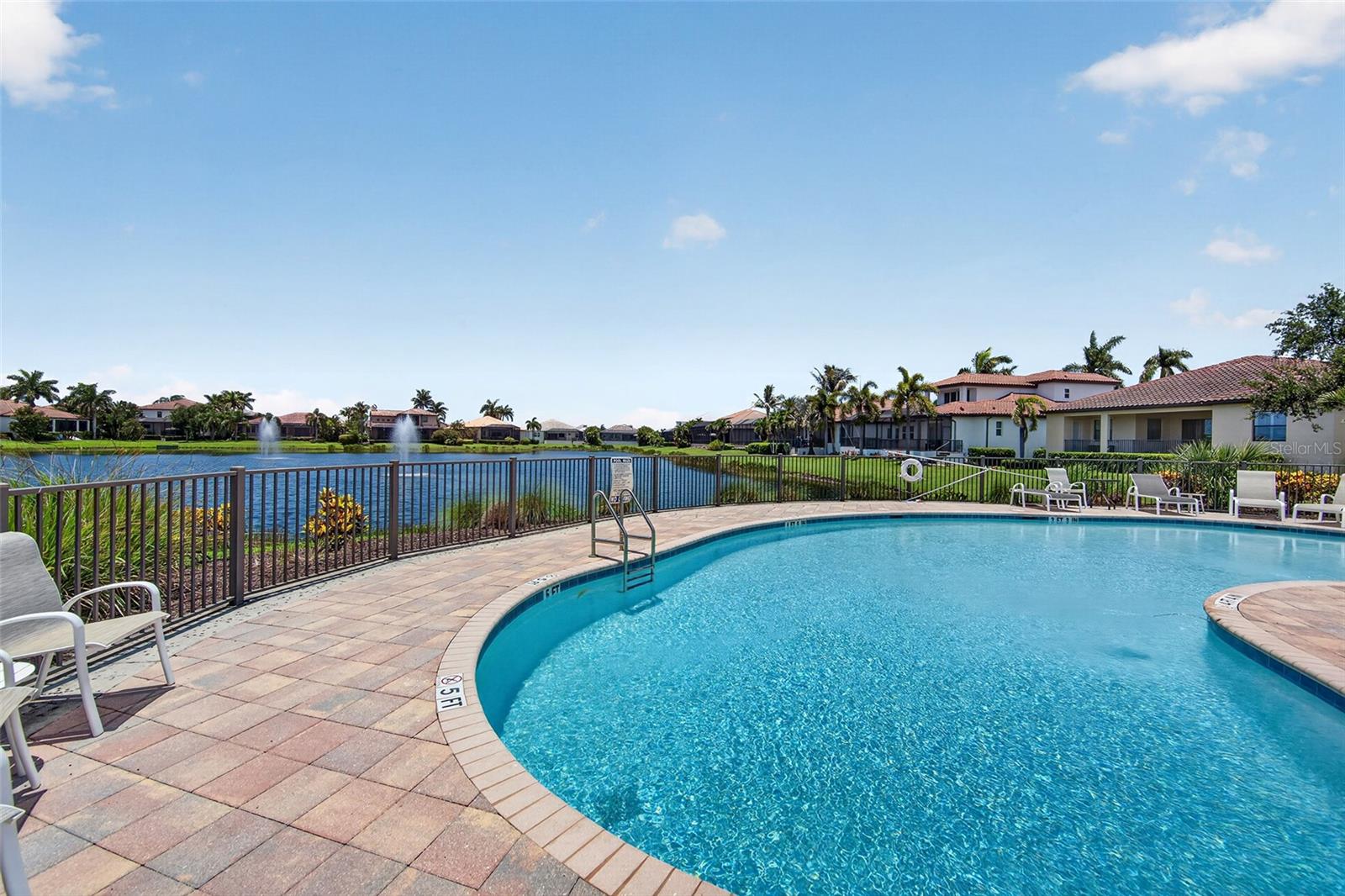 LEGENDS BAY - Residential