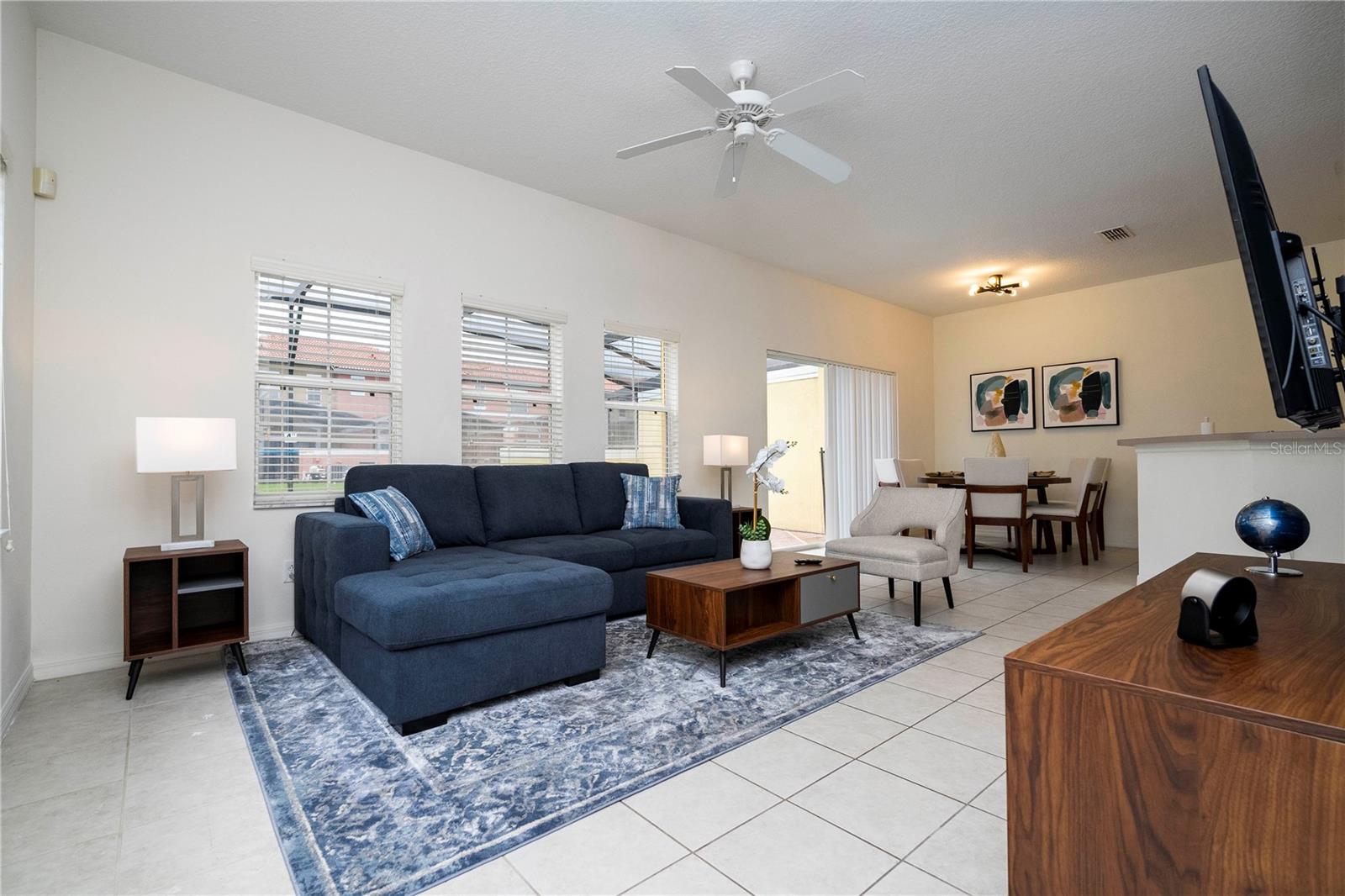 ENCANTADA PH 2 - Residential Lease