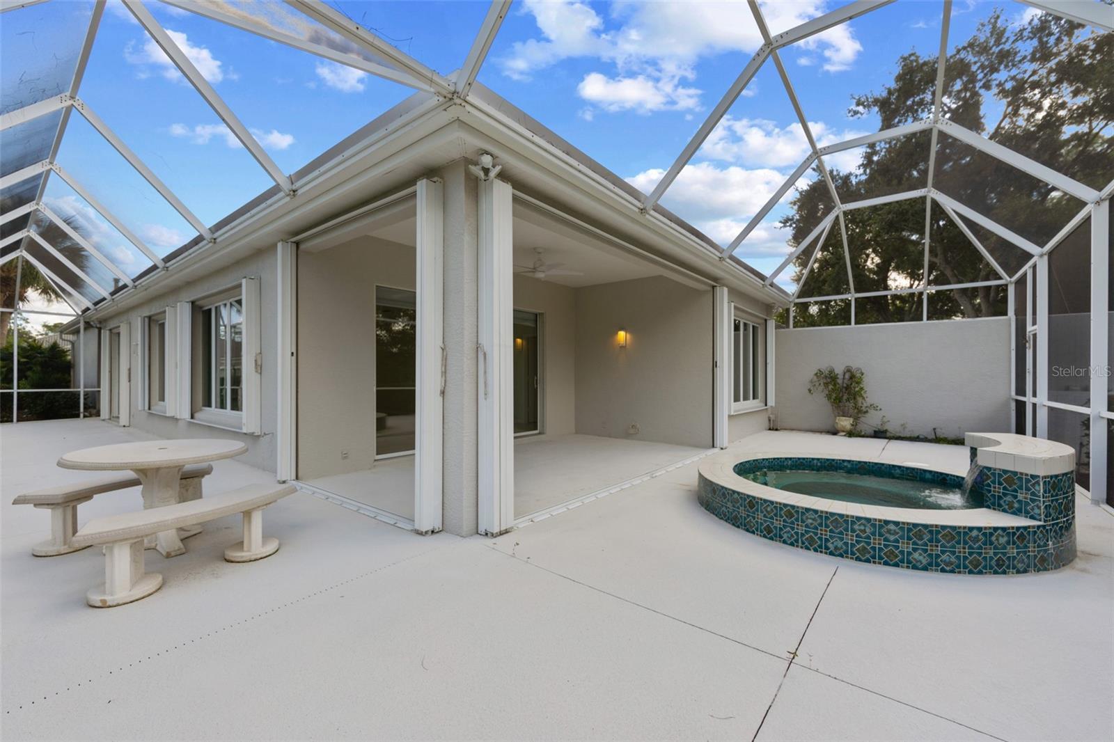 ROSEDALE 11 - Residential