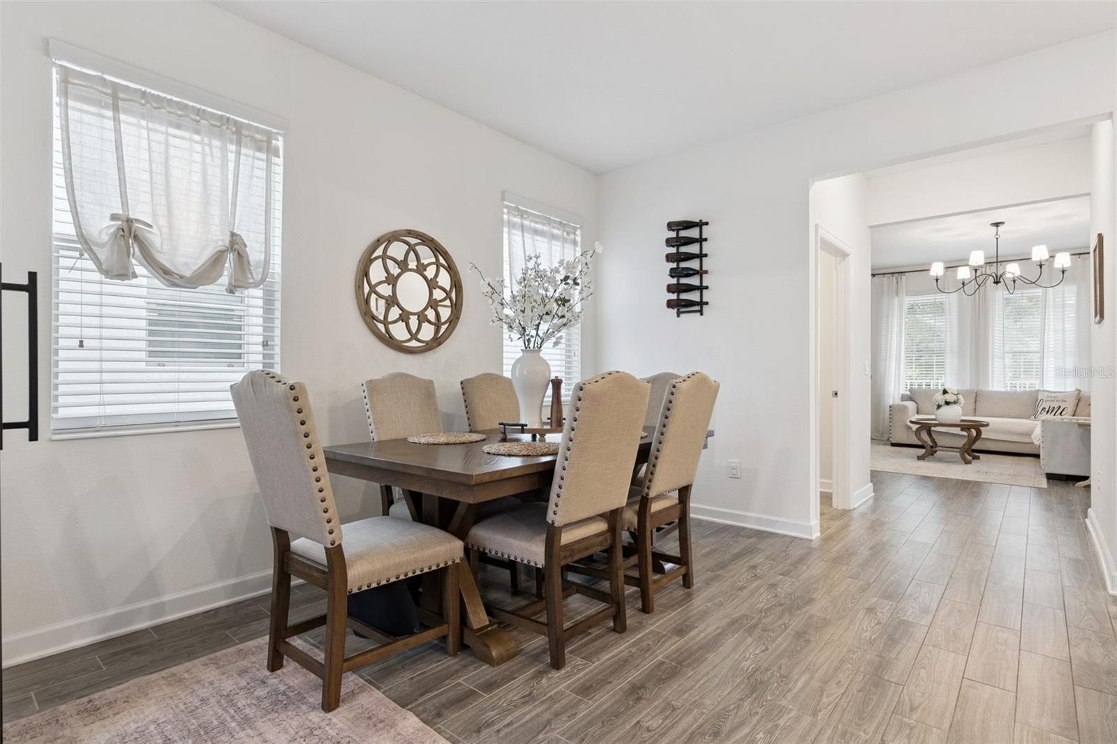STOREY PK-PH 4 - Residential