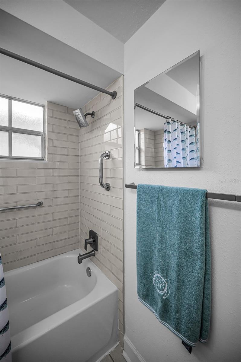 GARDENS BEACON SQUARE - Residential Lease