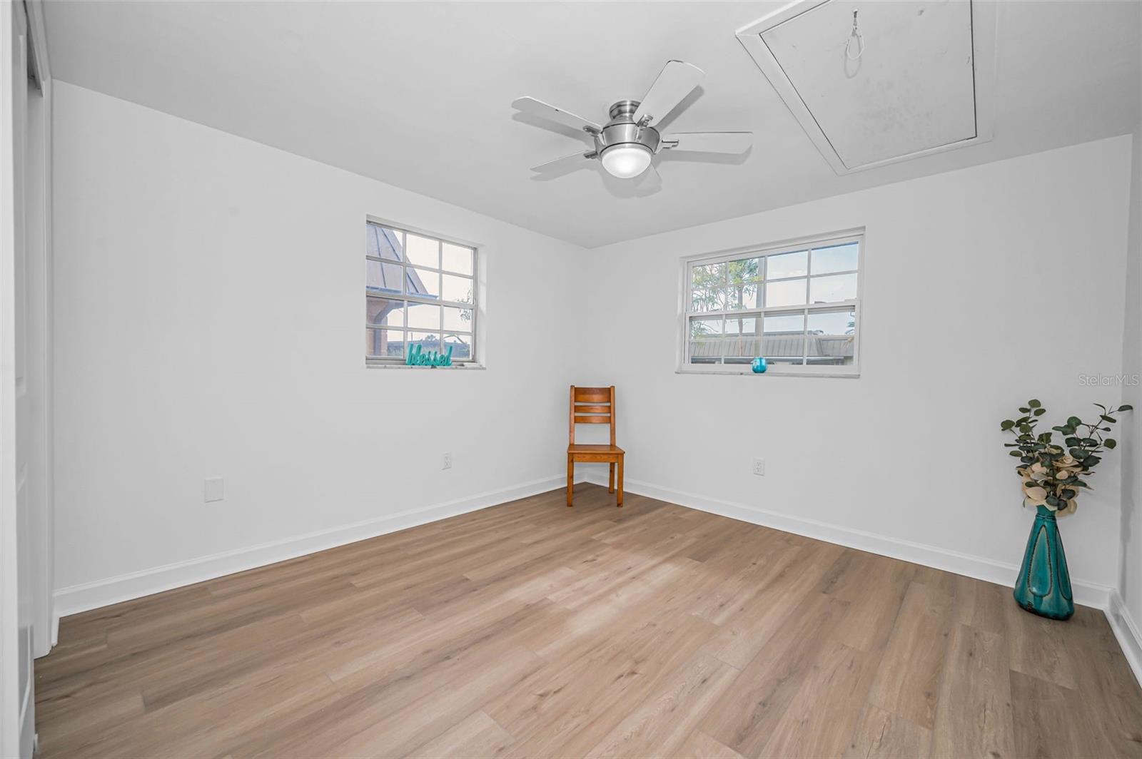 GARDENS BEACON SQUARE - Residential Lease