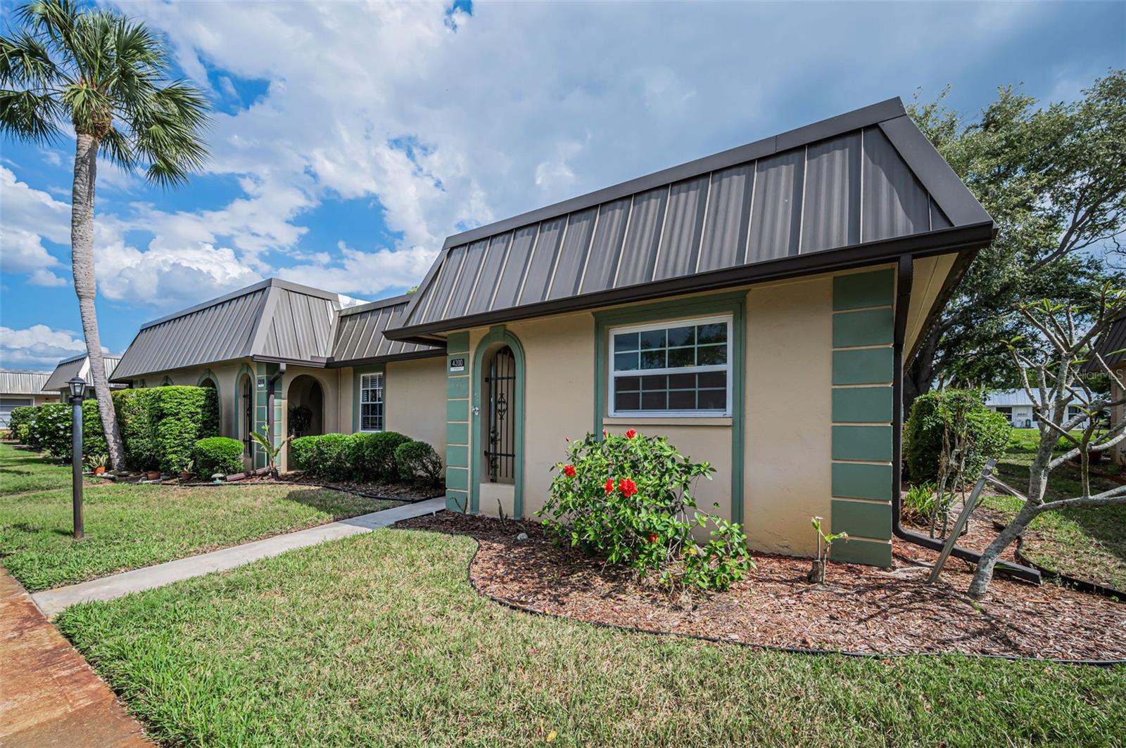 GARDENS BEACON SQUARE - Residential Lease