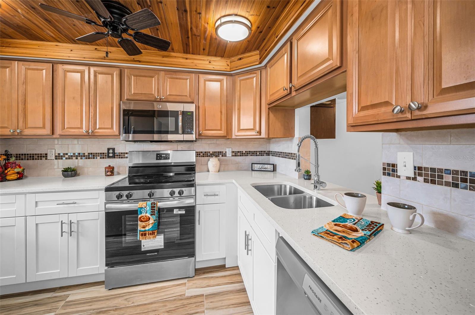 GARDENS BEACON SQUARE - Residential Lease