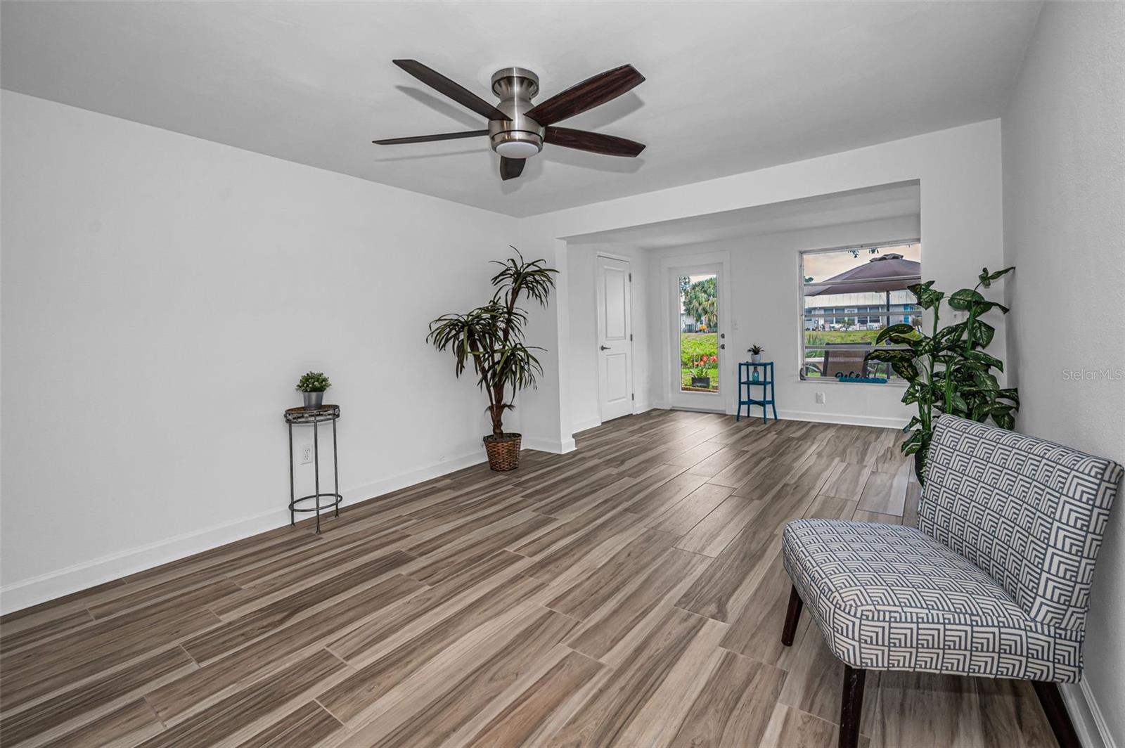 GARDENS BEACON SQUARE - Residential Lease