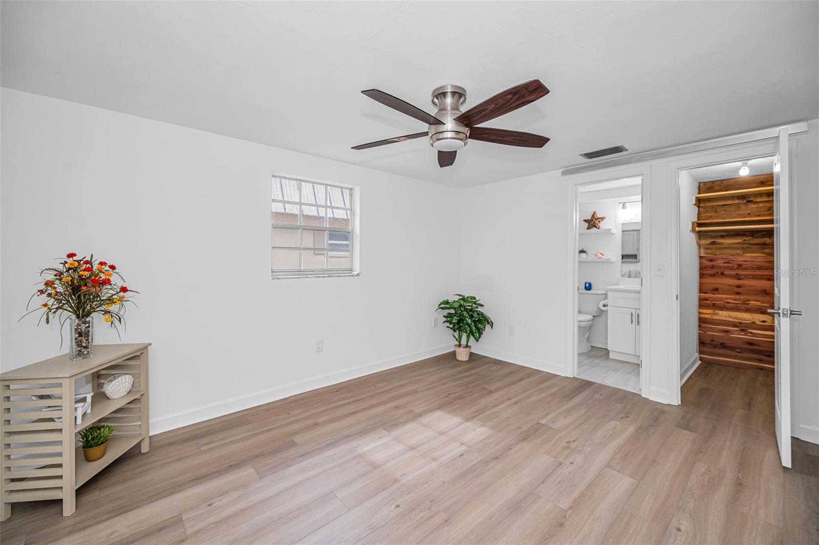 GARDENS BEACON SQUARE - Residential Lease