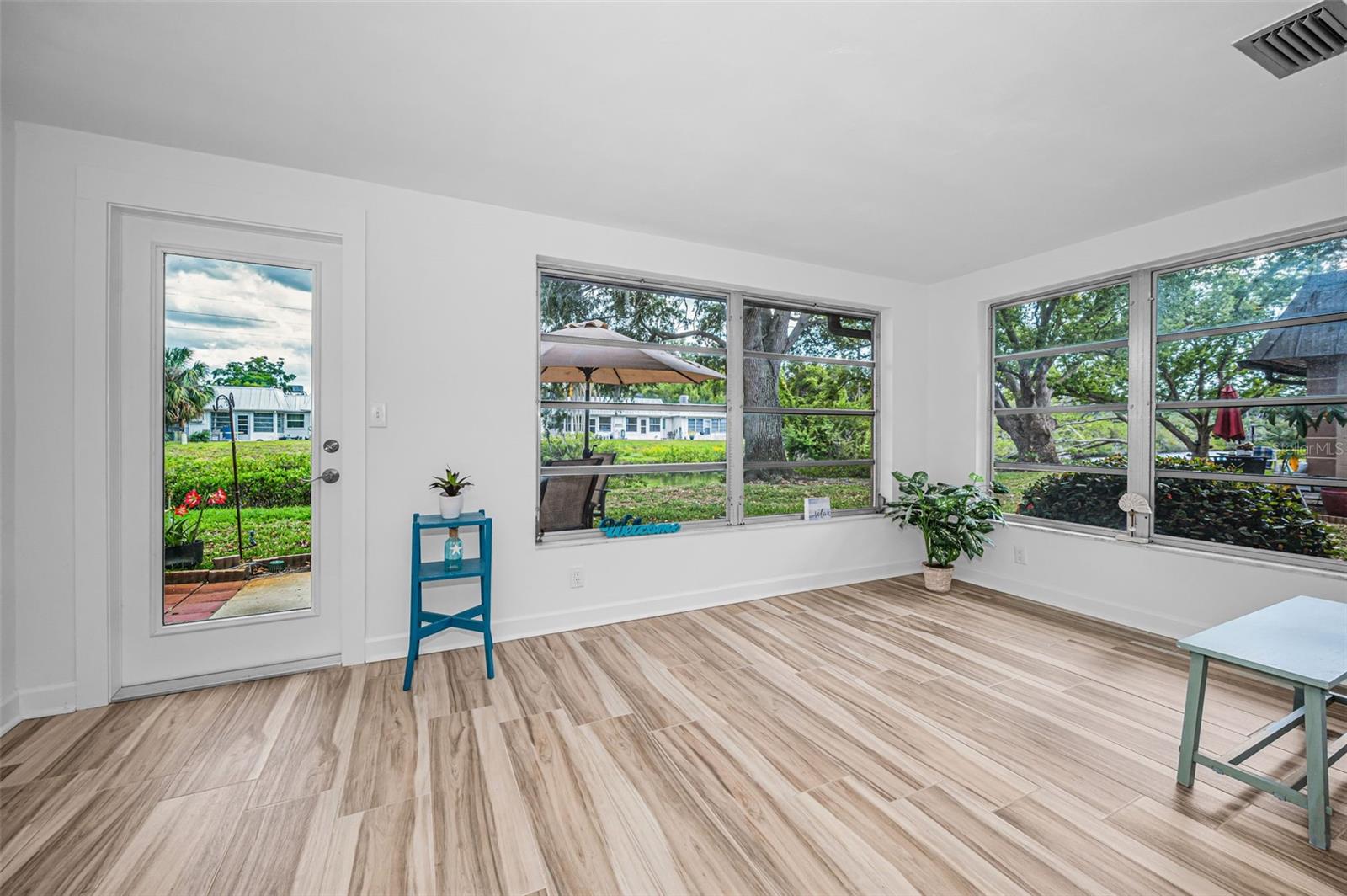 GARDENS BEACON SQUARE - Residential Lease