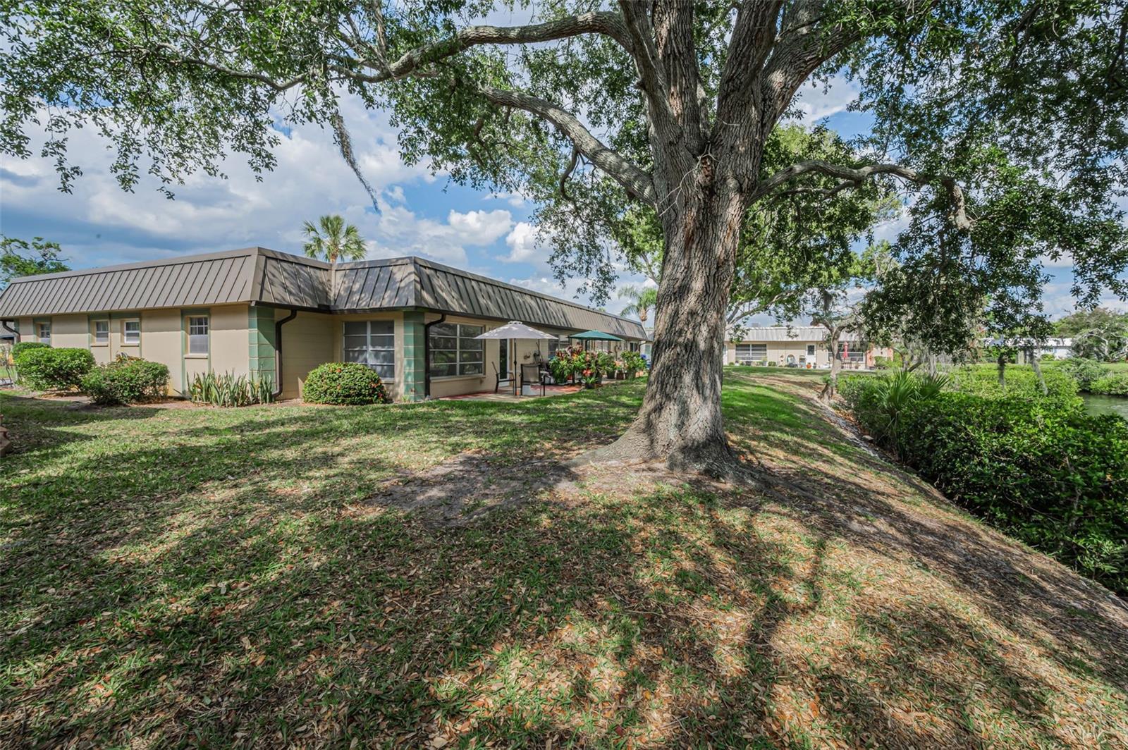 GARDENS BEACON SQUARE - Residential Lease