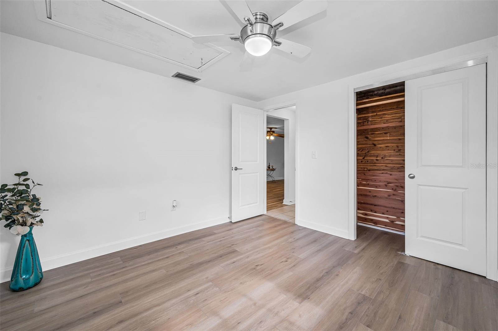 GARDENS BEACON SQUARE - Residential Lease