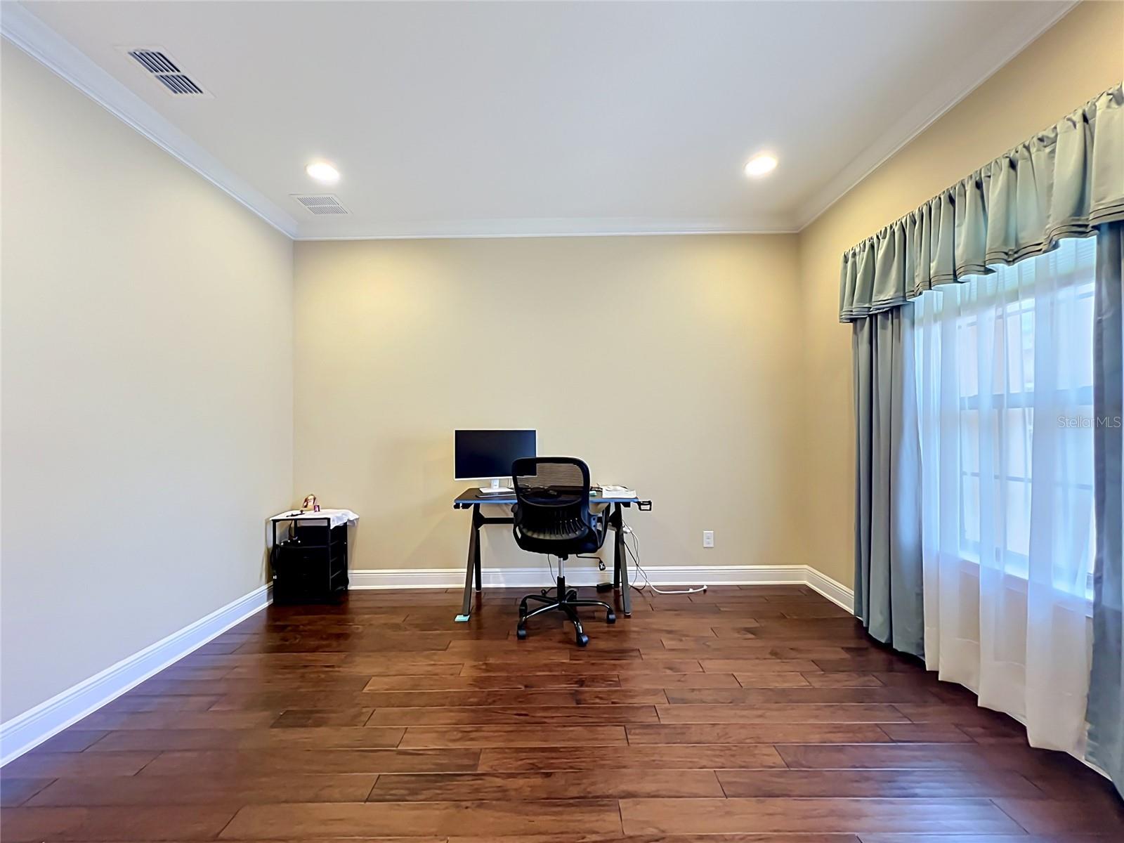 PEARL LAKE ESTATES - Residential
