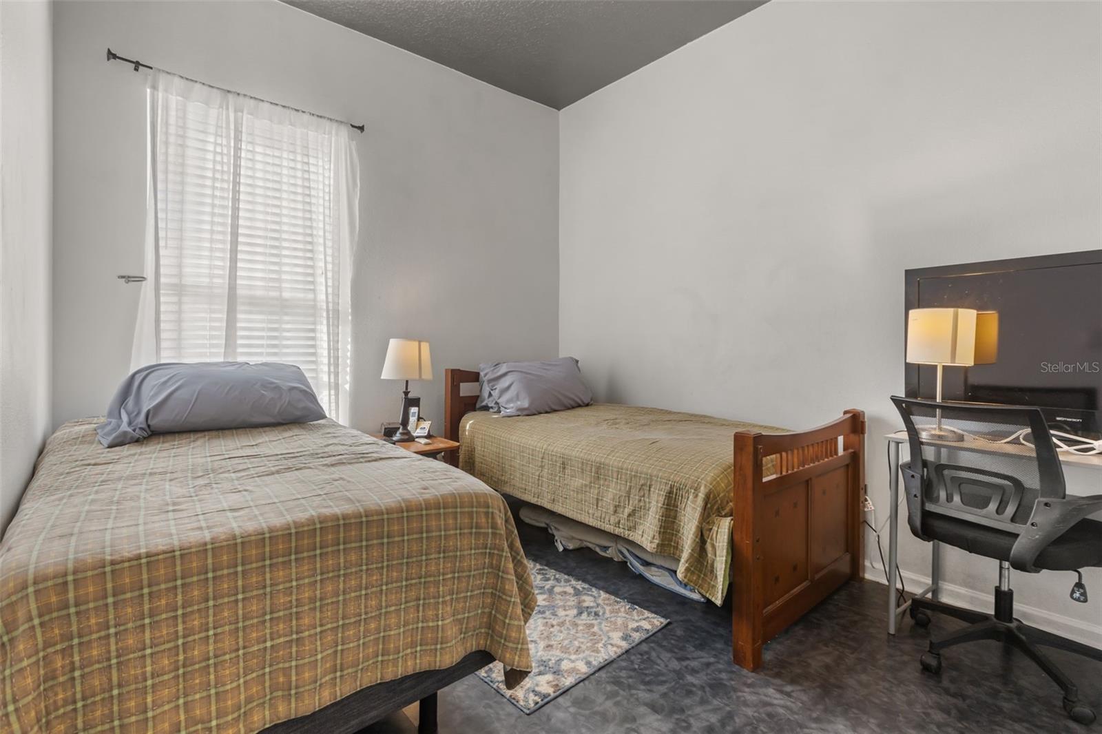 WATERFORD LAKES TR N 22 PH 2 - Residential