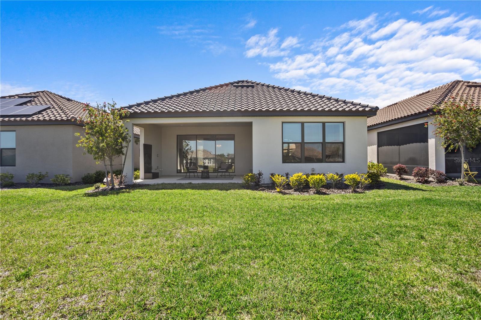 ARTISAN LAKES ESPLANADE PH V SUBPH B & C - Residential