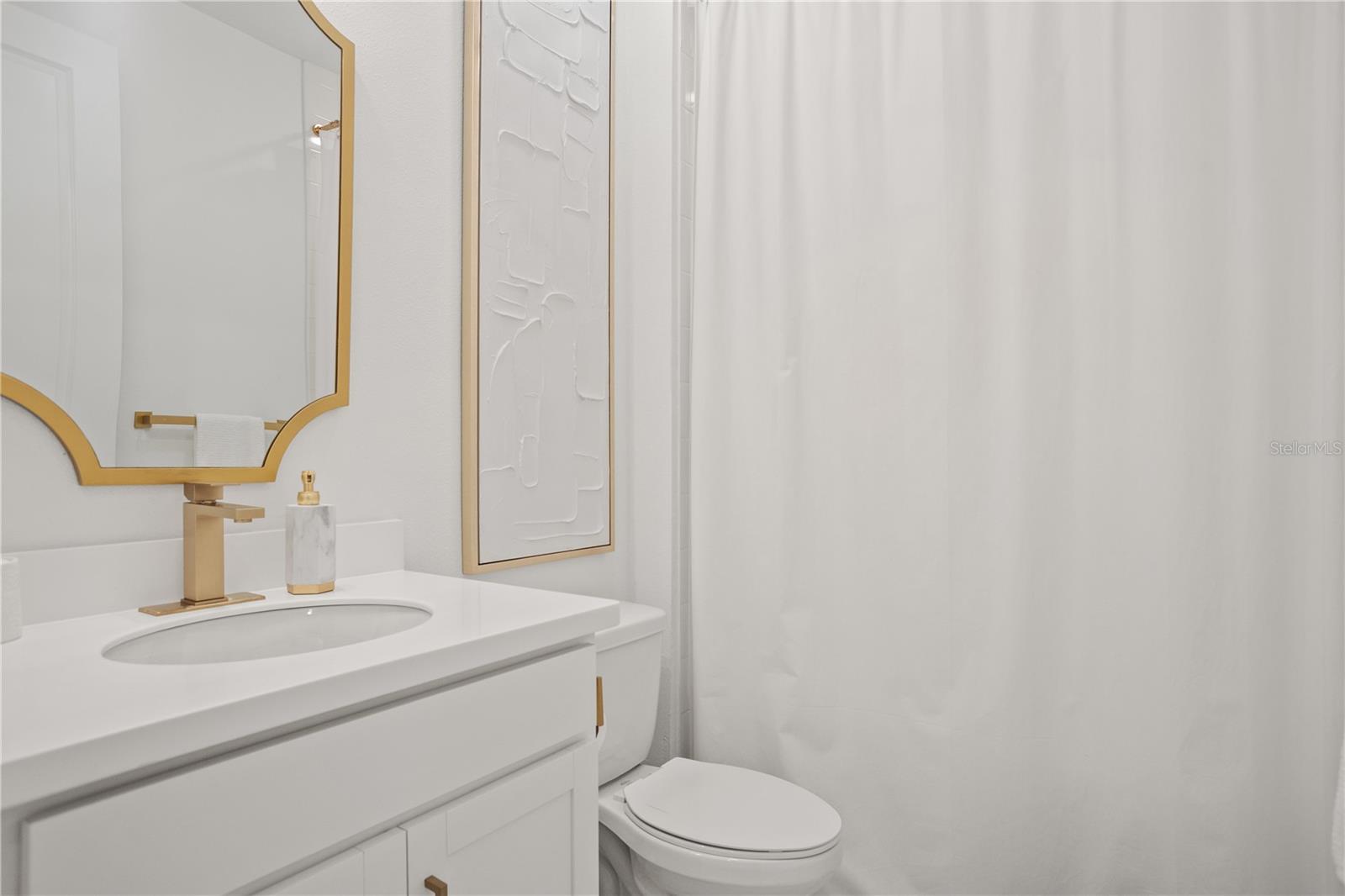 ARTISAN LAKES ESPLANADE PH V SUBPH B & C - Residential