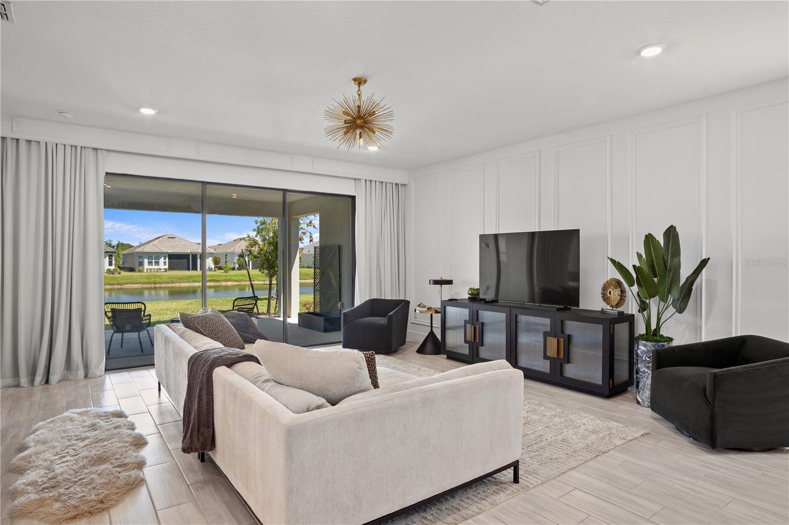 ARTISAN LAKES ESPLANADE PH V SUBPH B & C - Residential