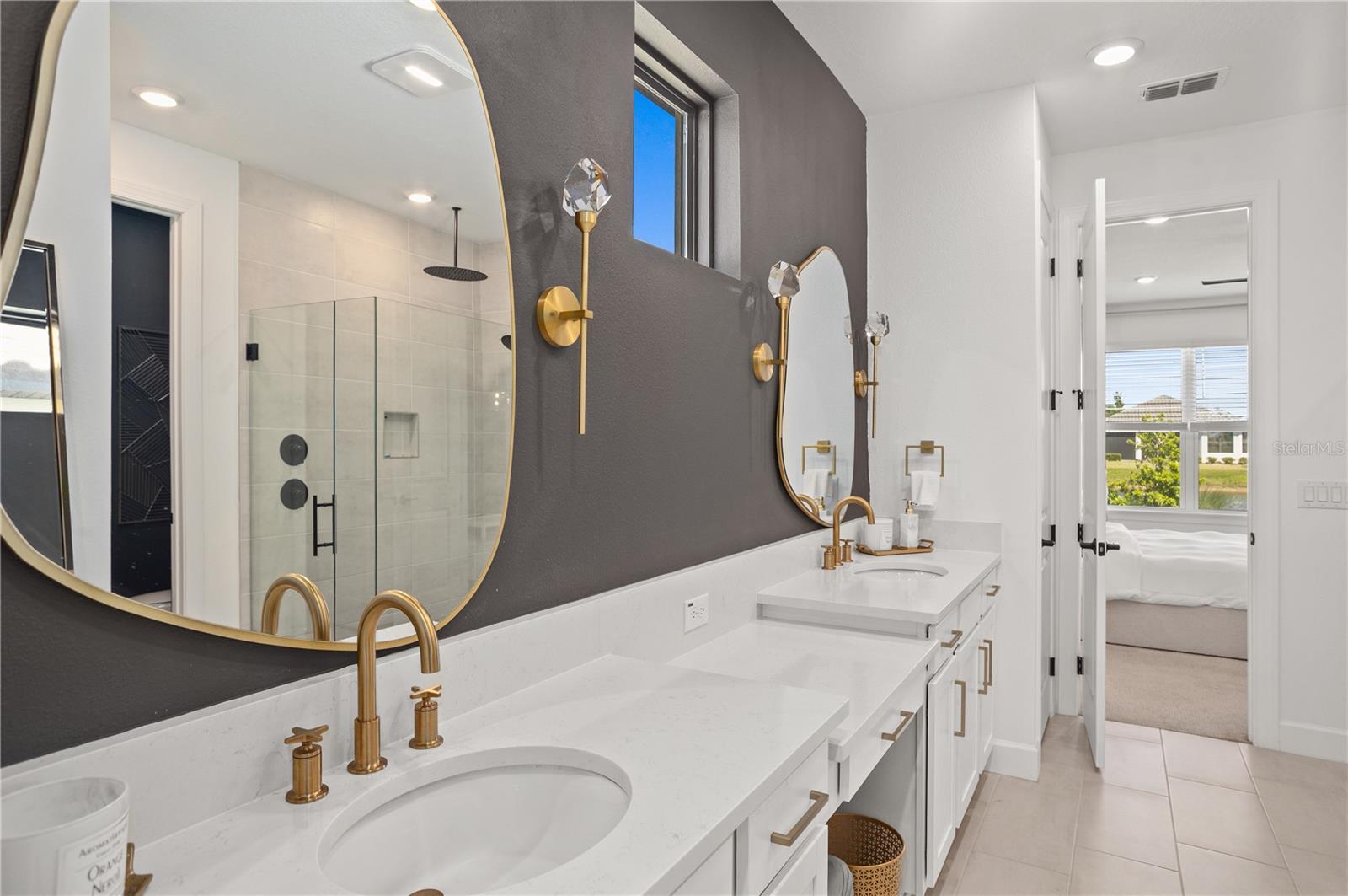 ARTISAN LAKES ESPLANADE PH V SUBPH B & C - Residential