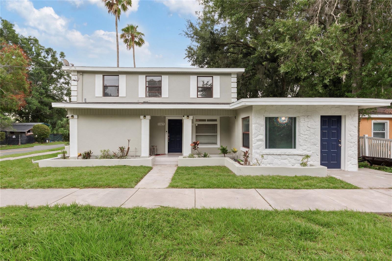 LINCOLN PARK EAST - Residential