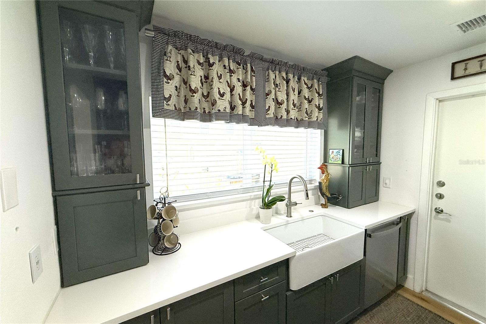 RAINTREE MANOR HOMES CONDOMININIUM - Residential