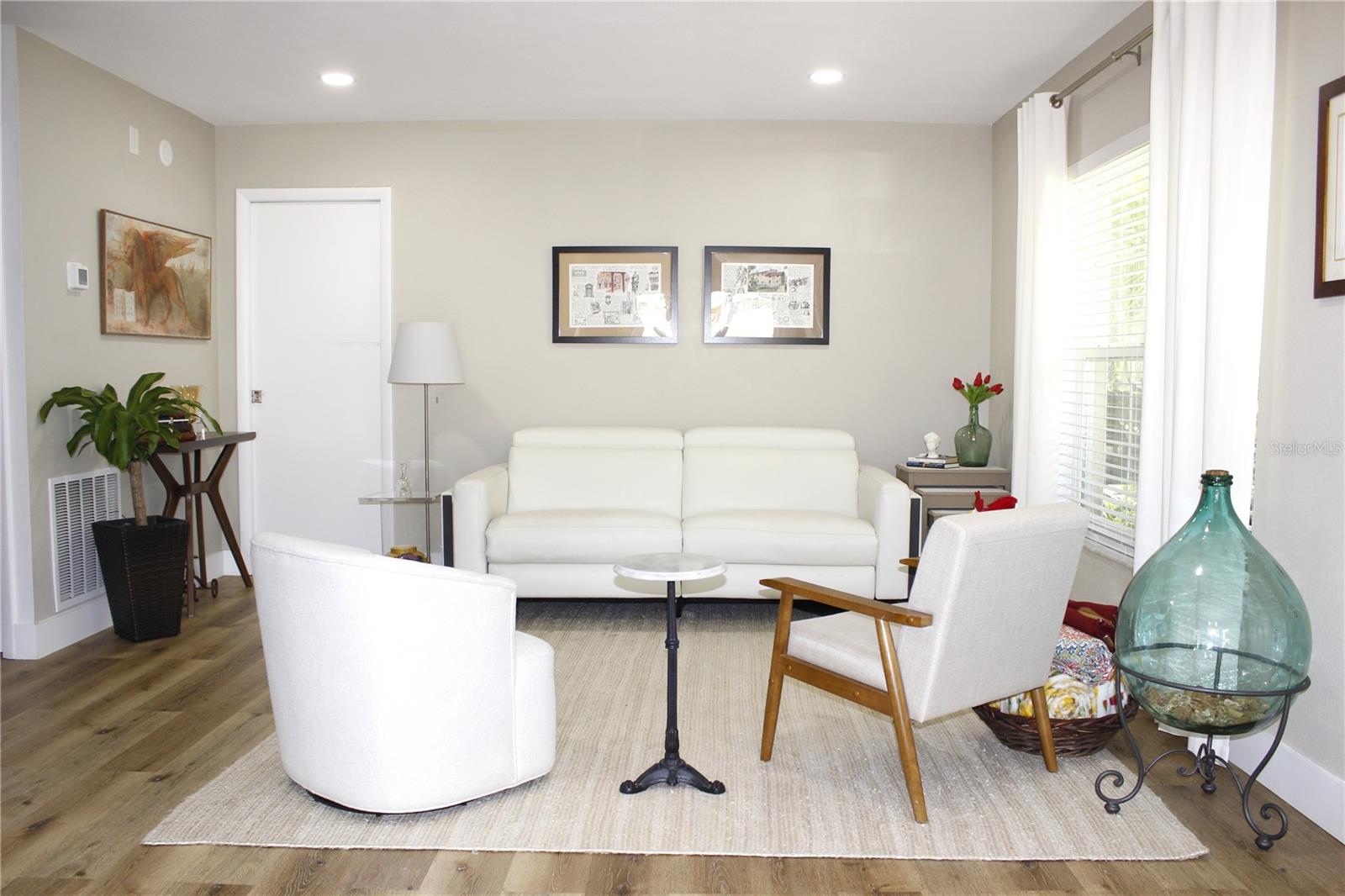 RAINTREE MANOR HOMES CONDOMININIUM - Residential