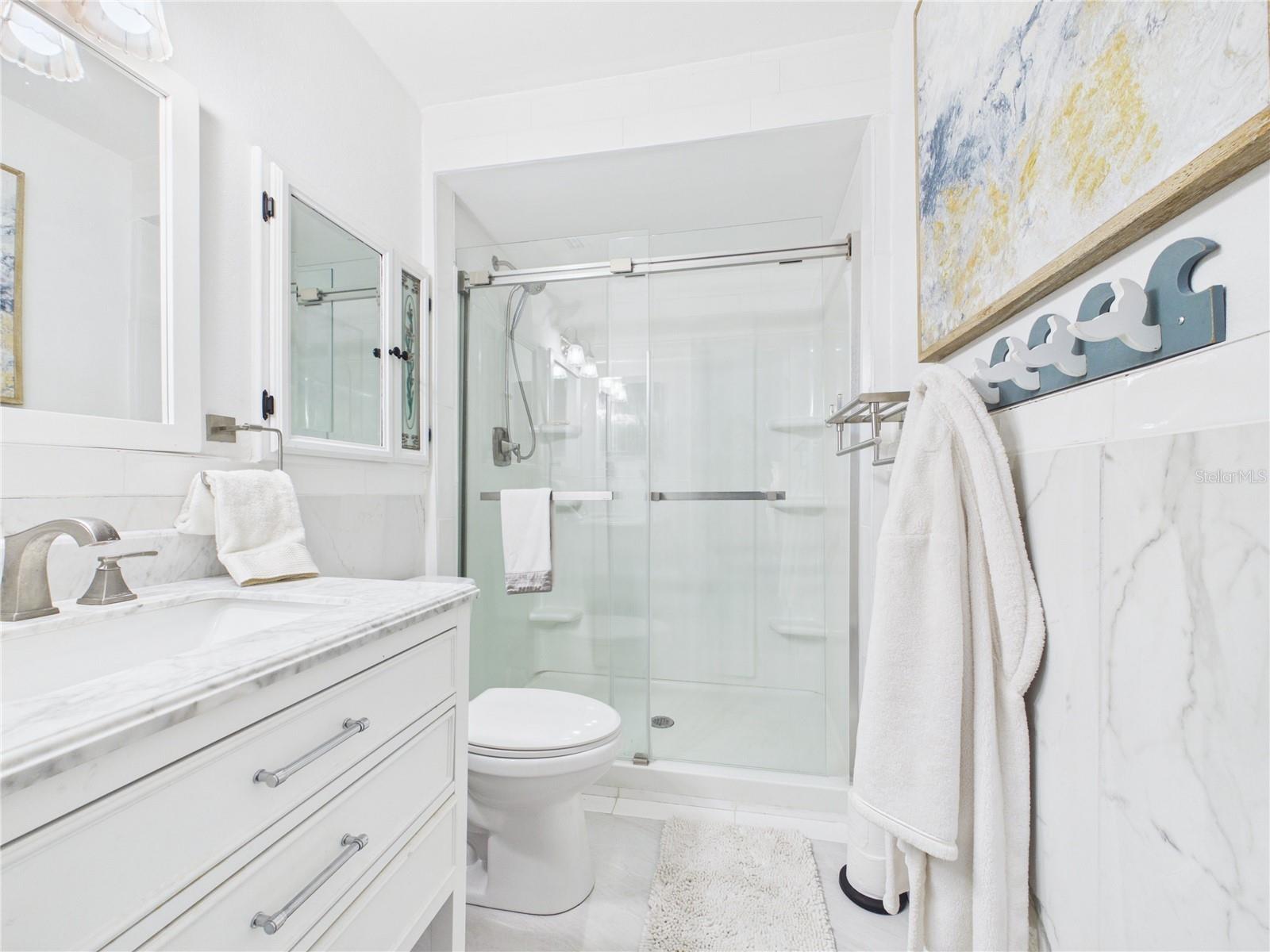 RIDGE GROVES CONDO - Residential Lease